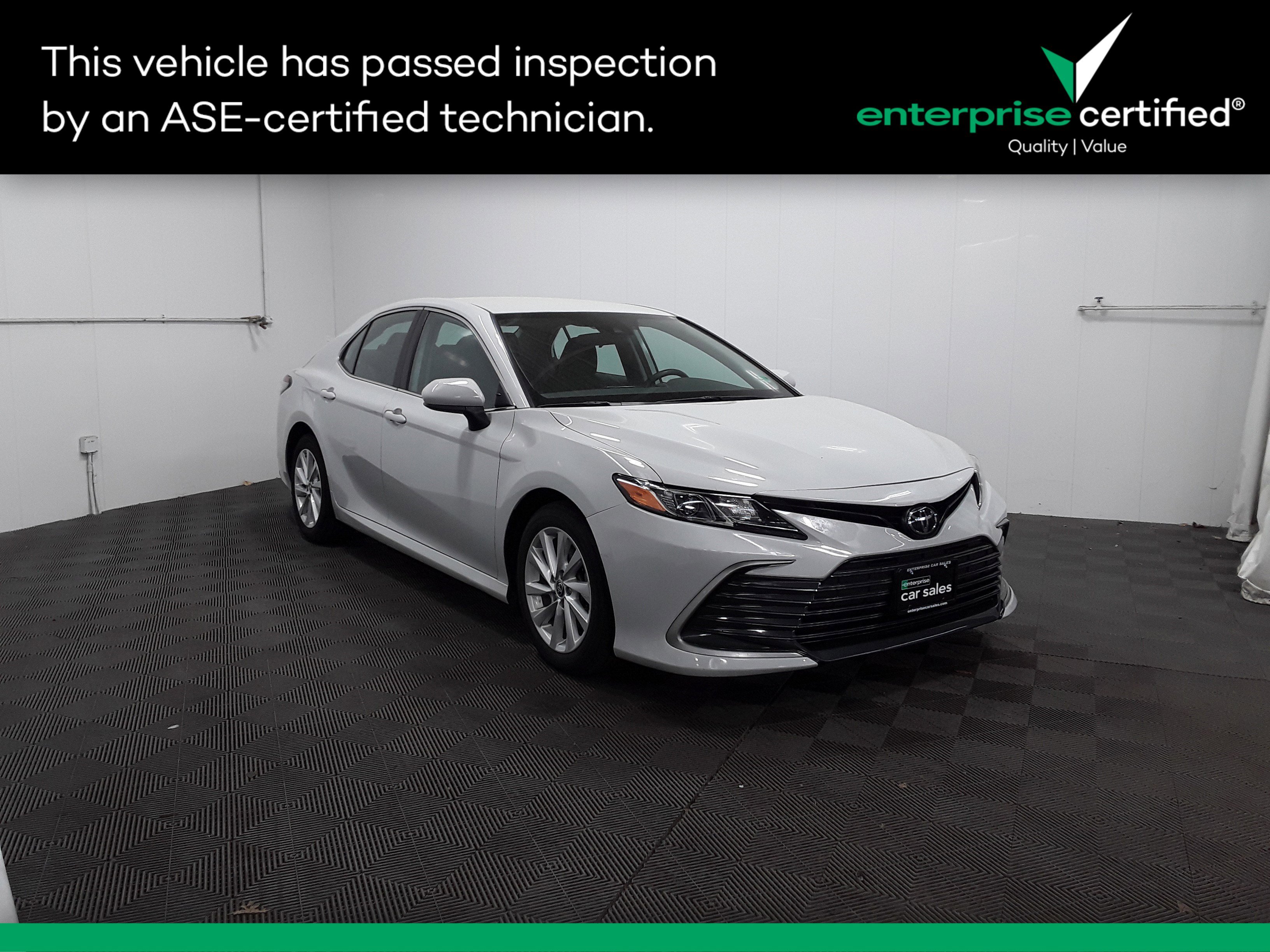 2023 Toyota Camry LE Auto