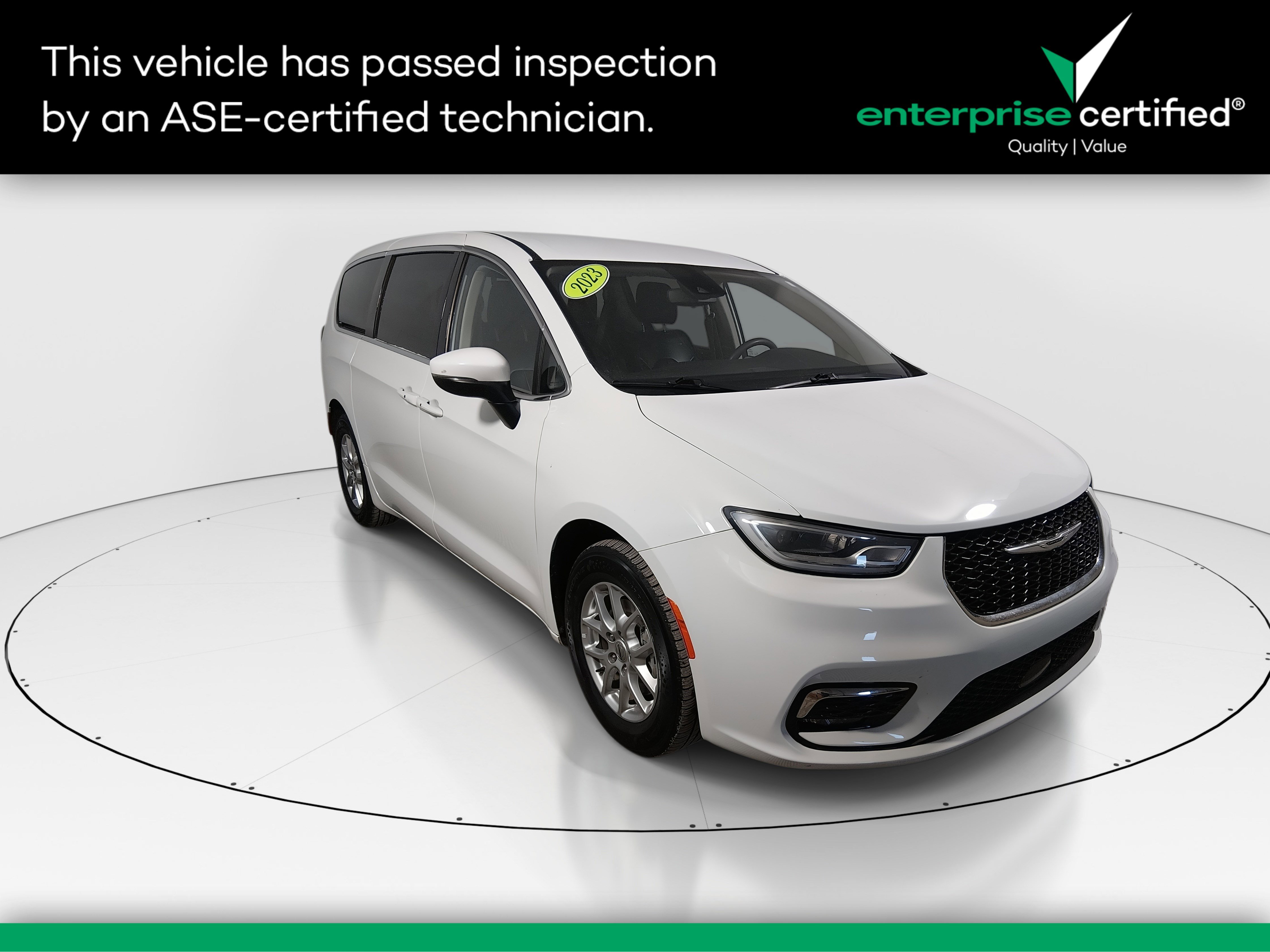 Used 2023 Chrysler Pacifica Touring L FWD