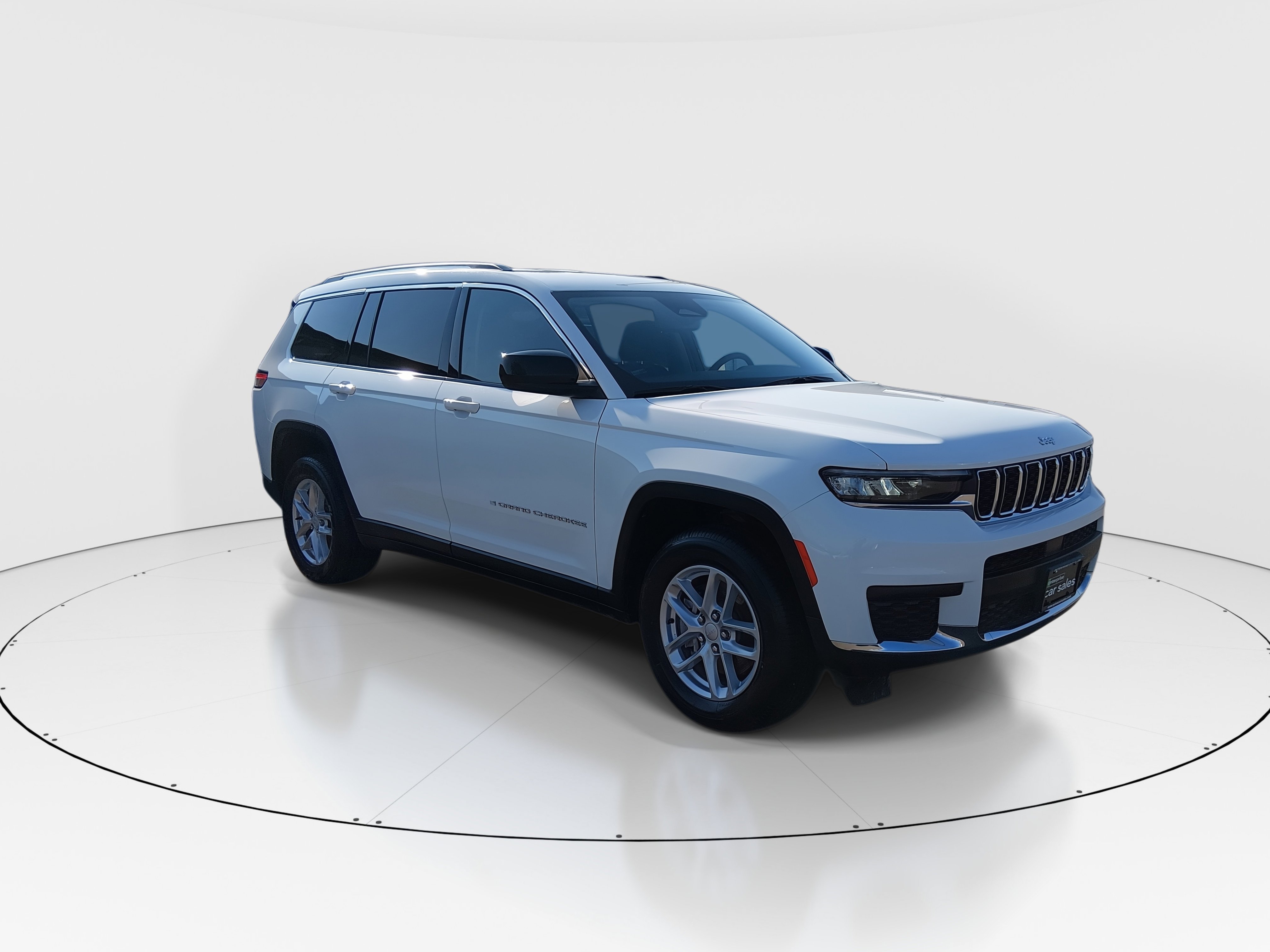 2023 Jeep Grand Cherokee L Laredo's photo