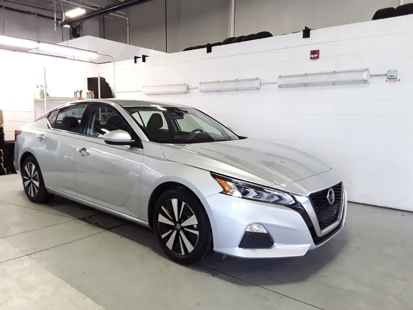 2021 Nissan Altima 2.5 SV Sedan