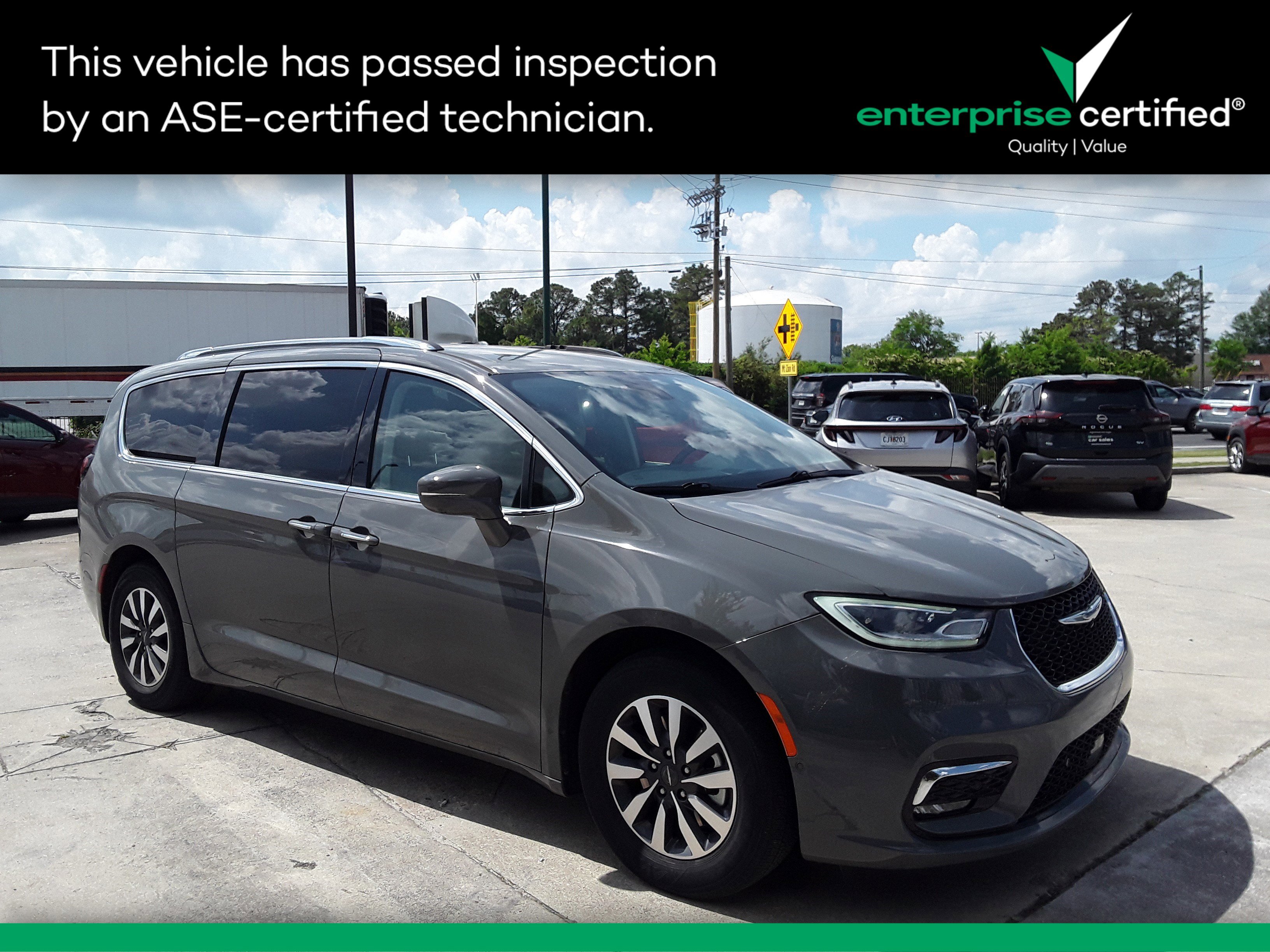 2021 Chrysler Pacifica Hybrid Touring L FWD