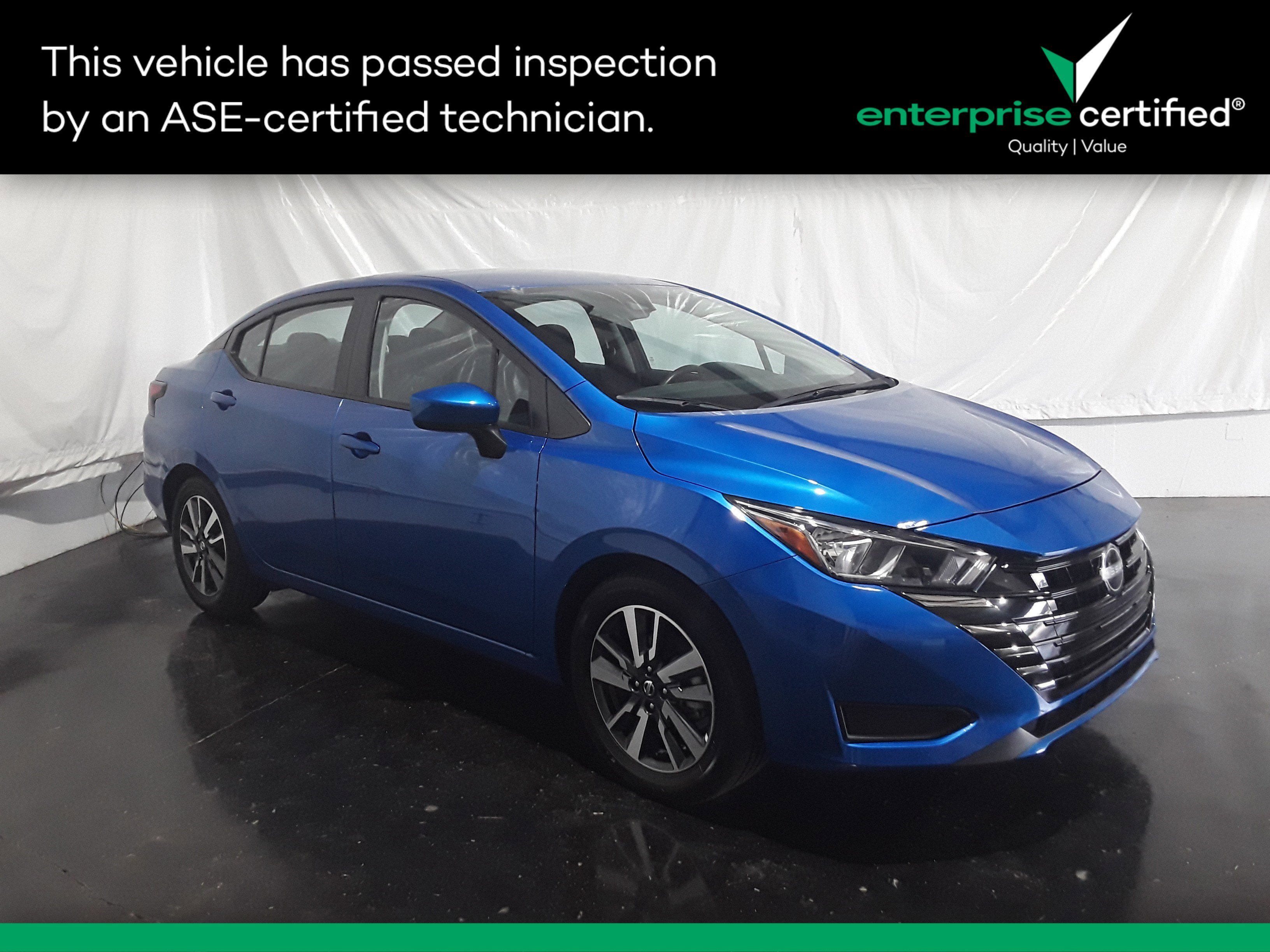 2023 Nissan Versa SV