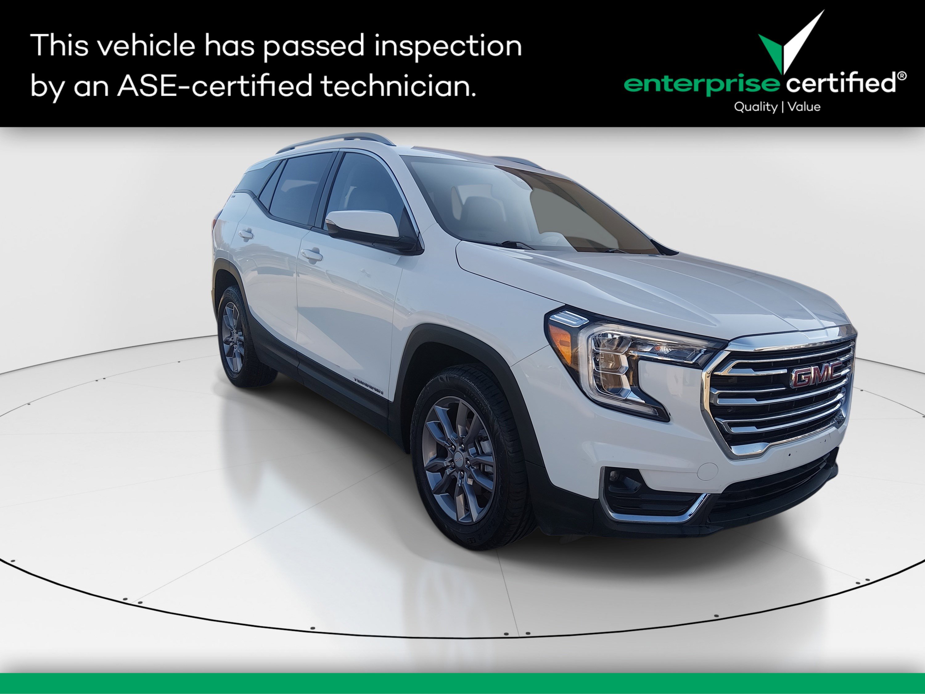 2023 GMC Terrain SLT's photo