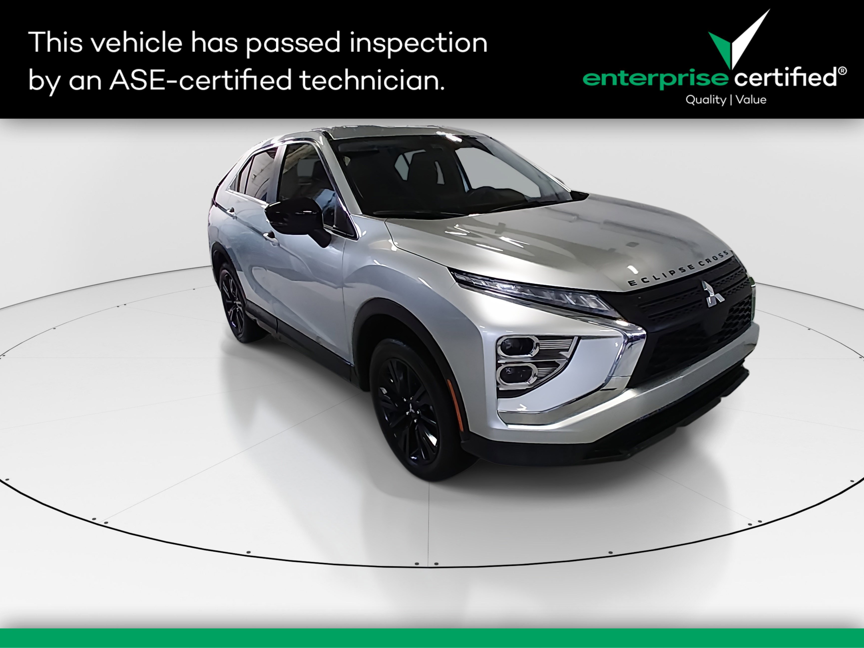 2024 Mitsubishi Eclipse Cross LE's photo