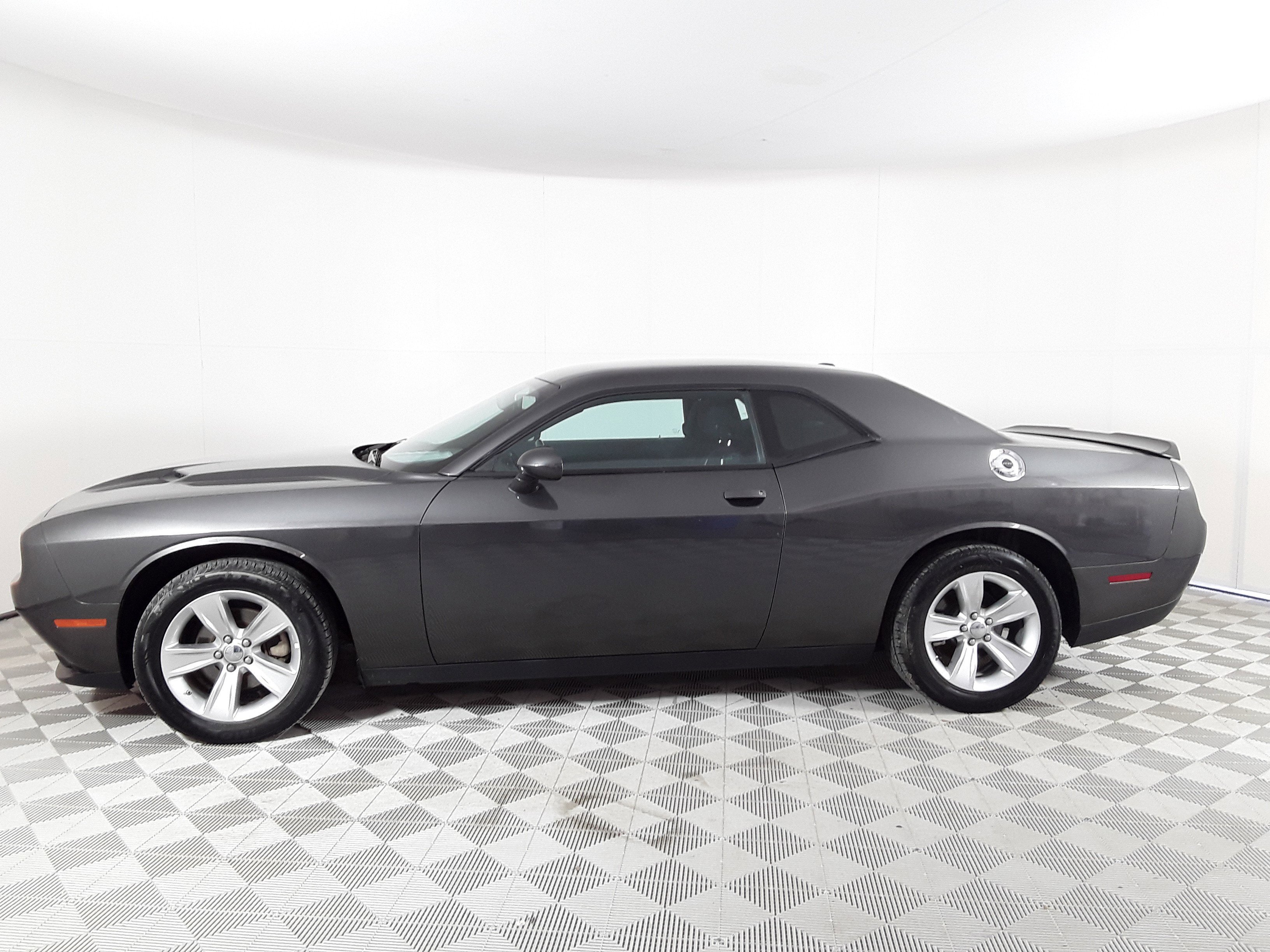 Image 6 of Used 2023 Dodge Challenger SXT RWD