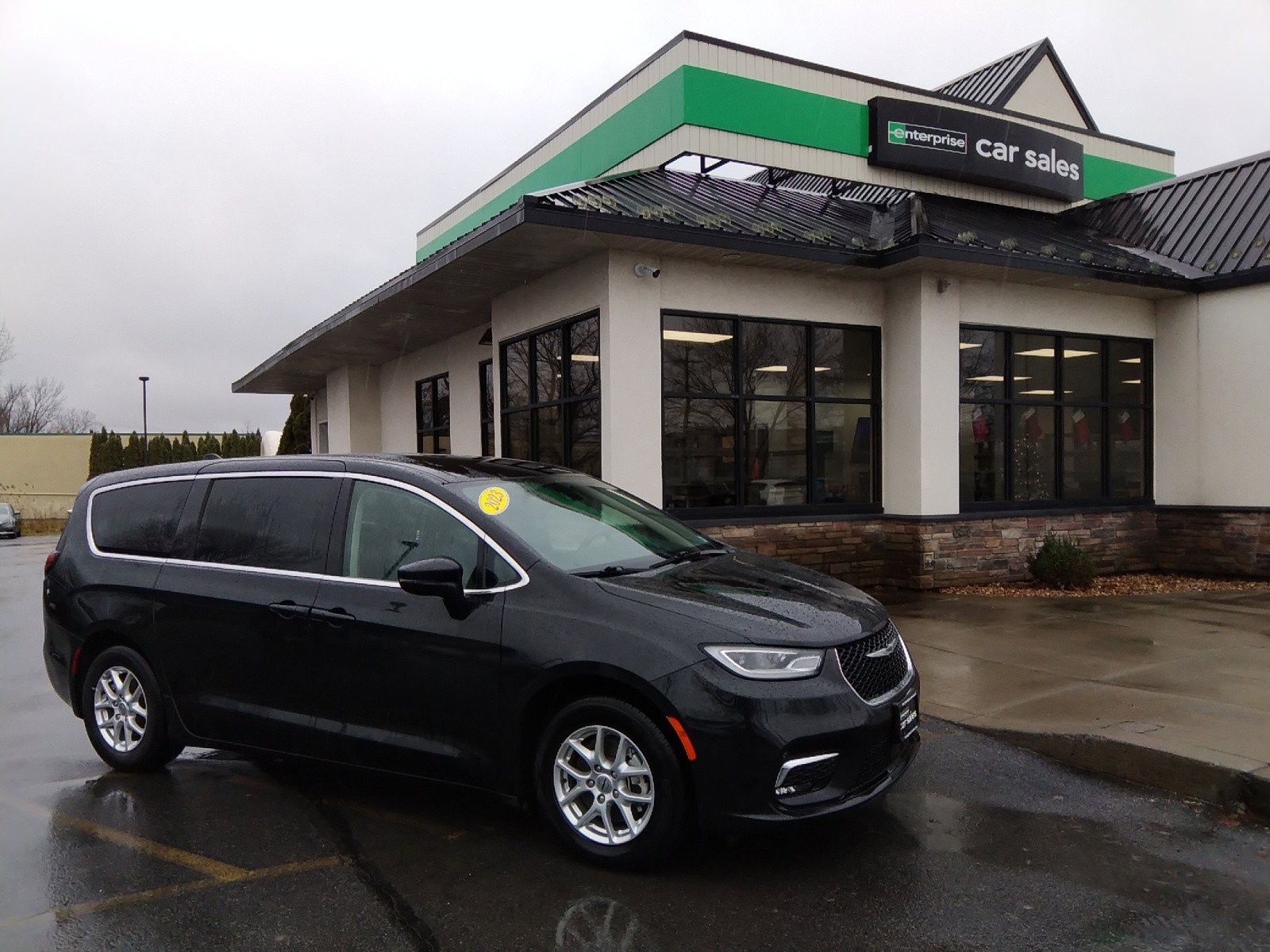 2023 Chrysler Pacifica Touring L FWD