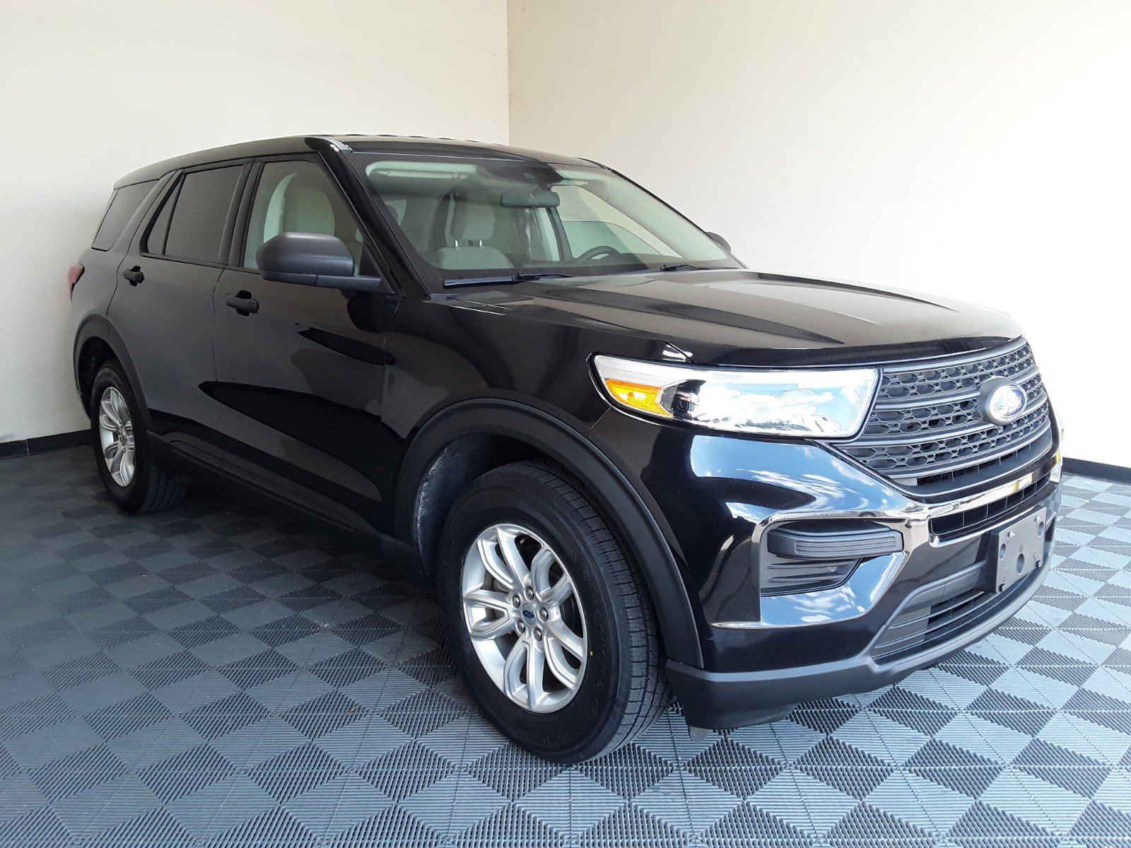 Used 2021 Ford Explorer Base 4WD