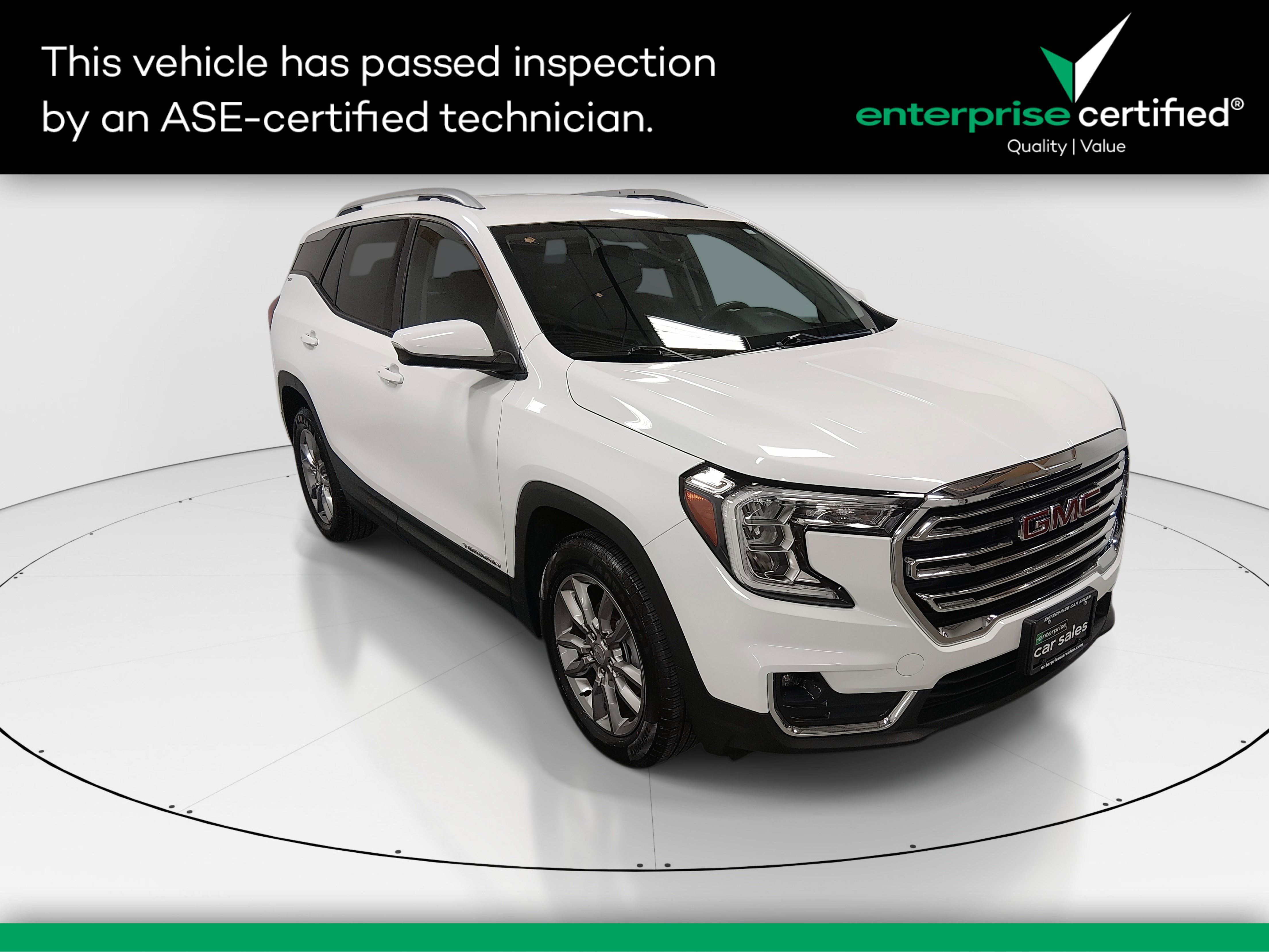 2024 GMC Terrain SLT's photo