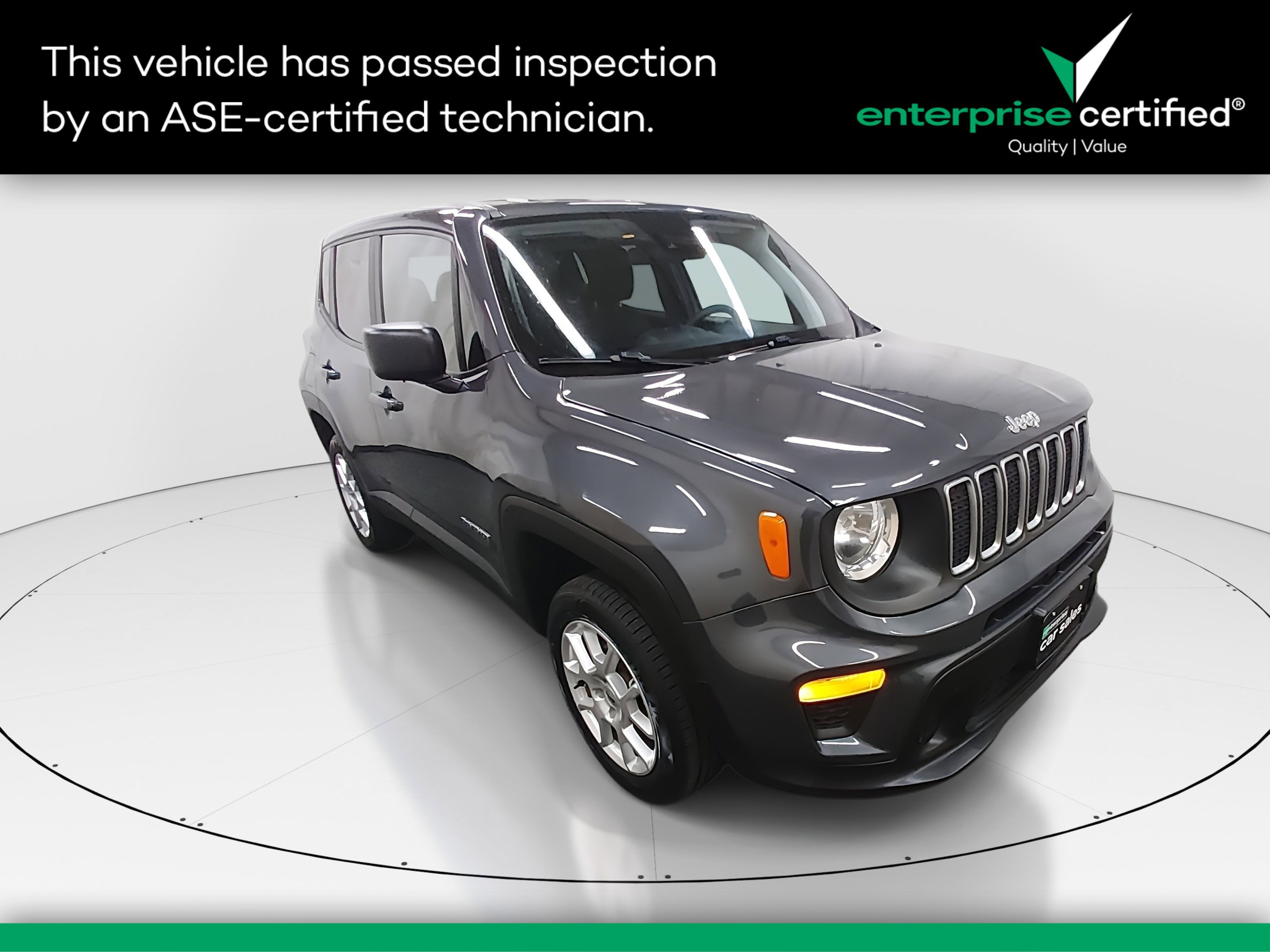 2023 Jeep Renegade Latitude's photo