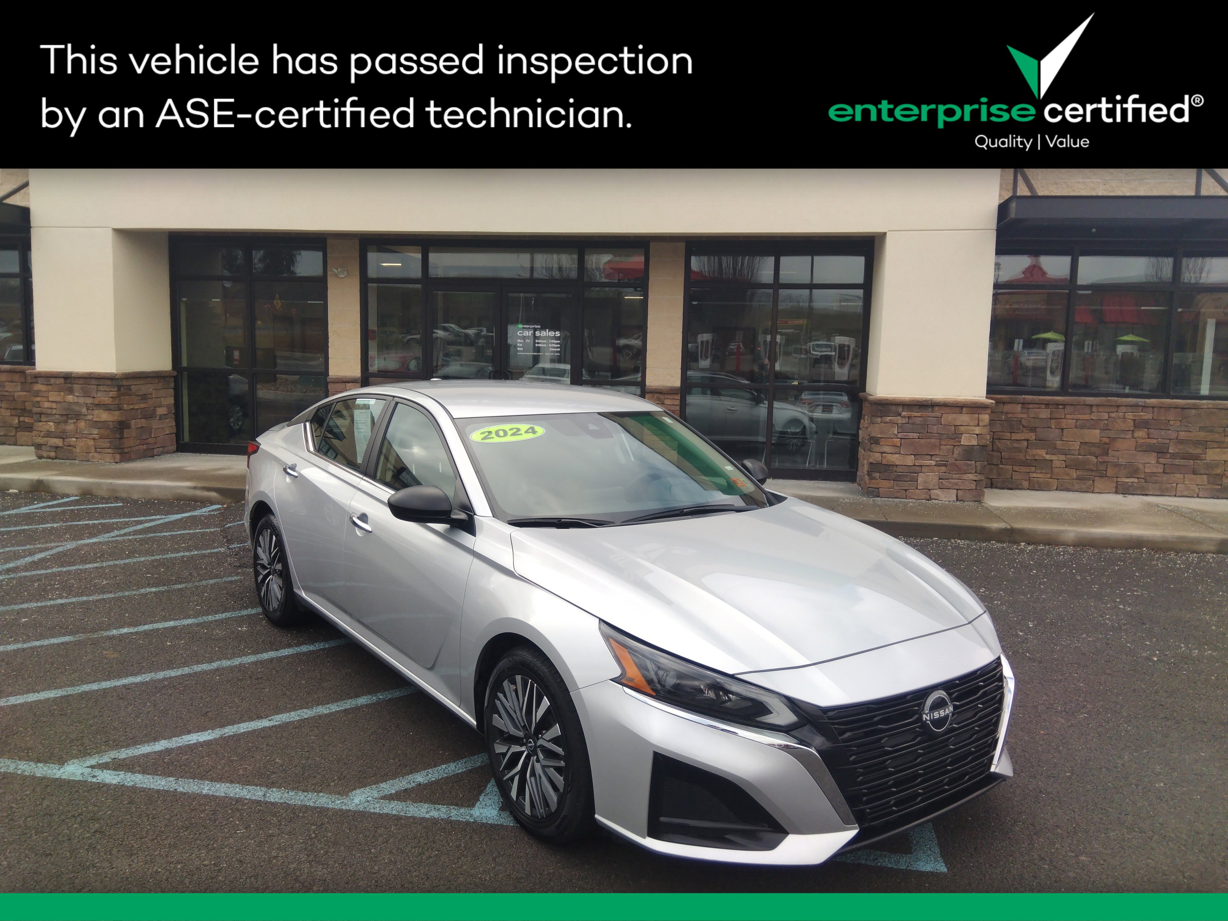 Used 2024 Nissan Altima 2.5 SV Sedan