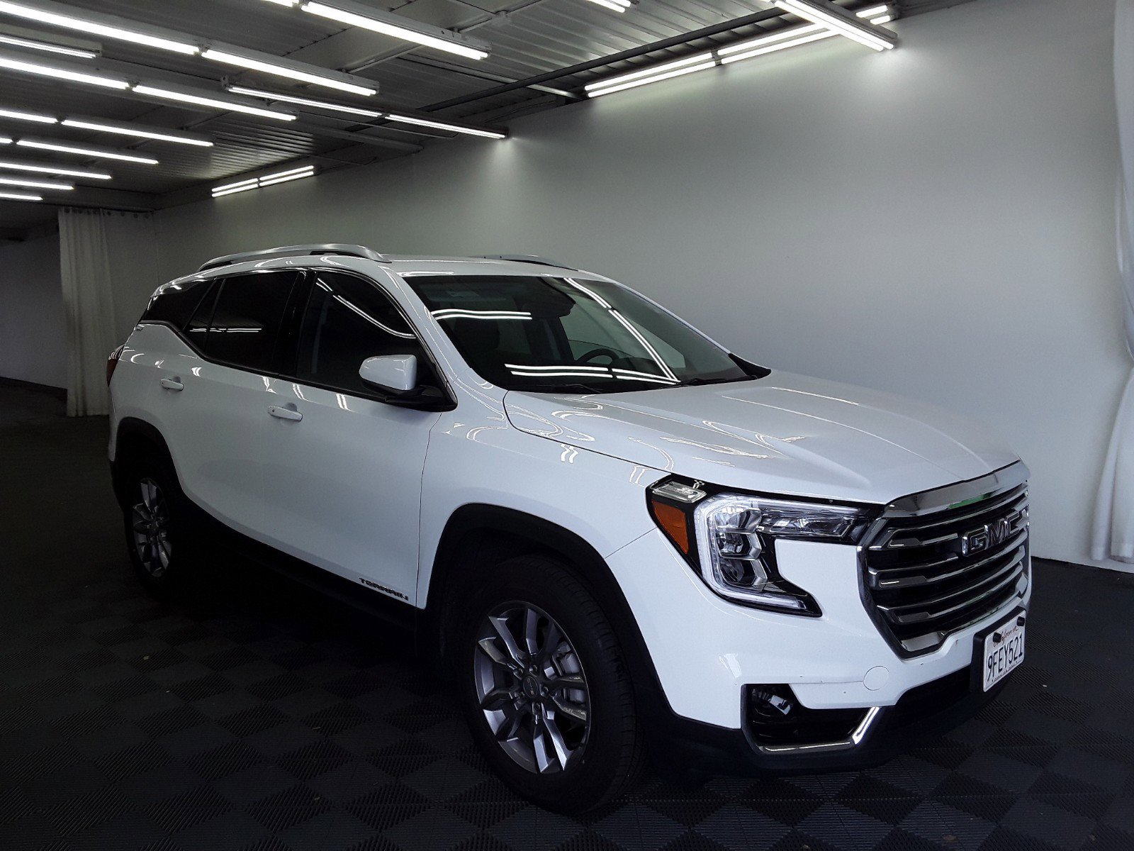 2023 GMC Terrain AWD 4dr SLT