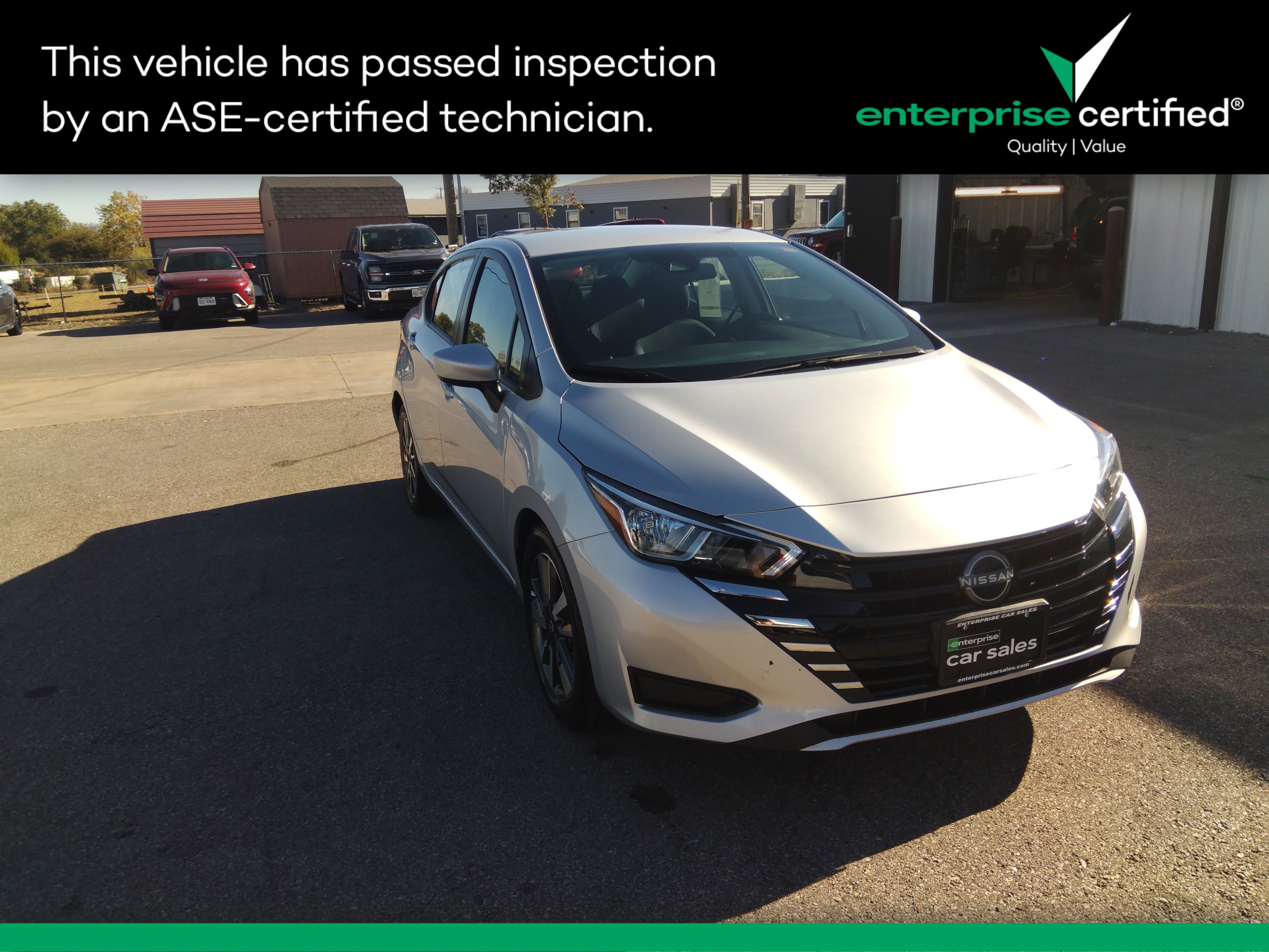 2023 Nissan Versa Sedan SV