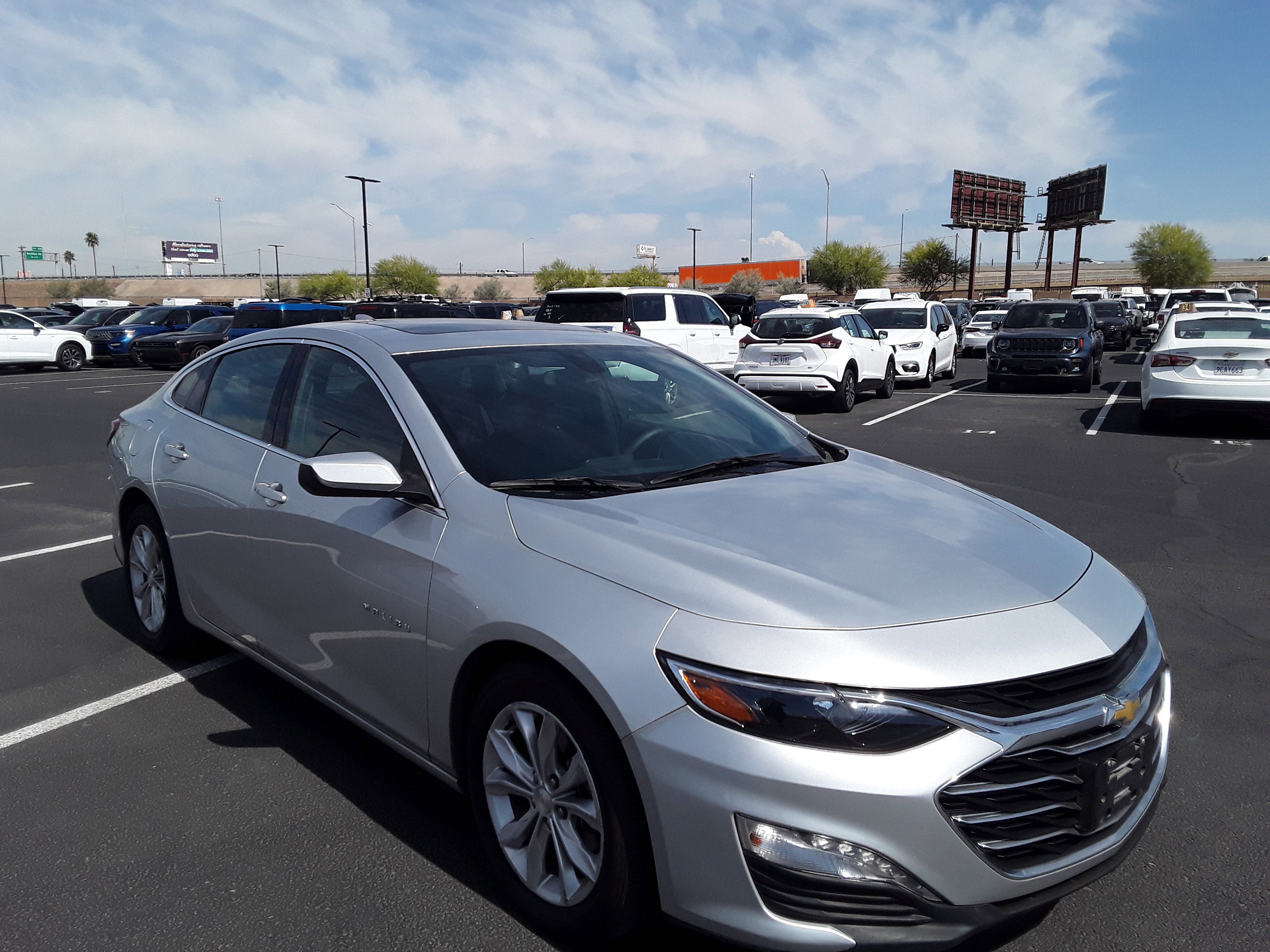 2022 Chevrolet Malibu 4dr Sdn LT
