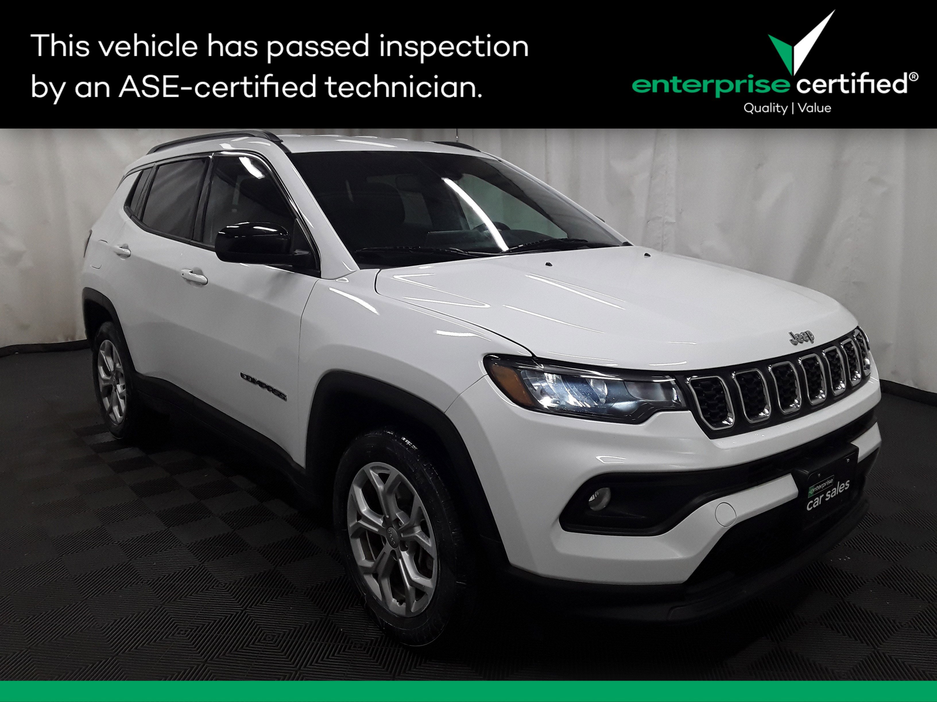 2024 Jeep Compass Latitude's photo