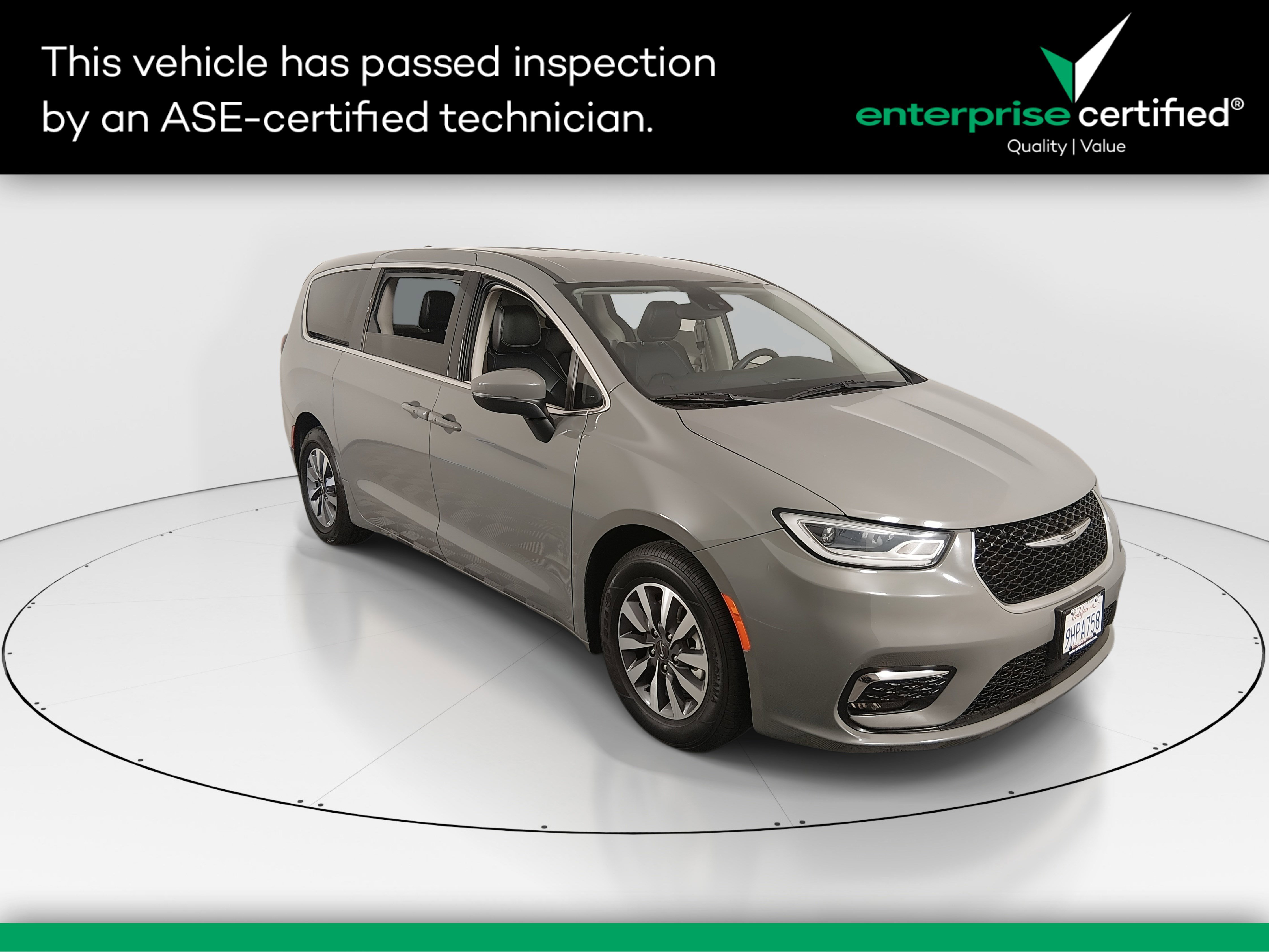 2023 Chrysler Pacifica Hybrid Touring L