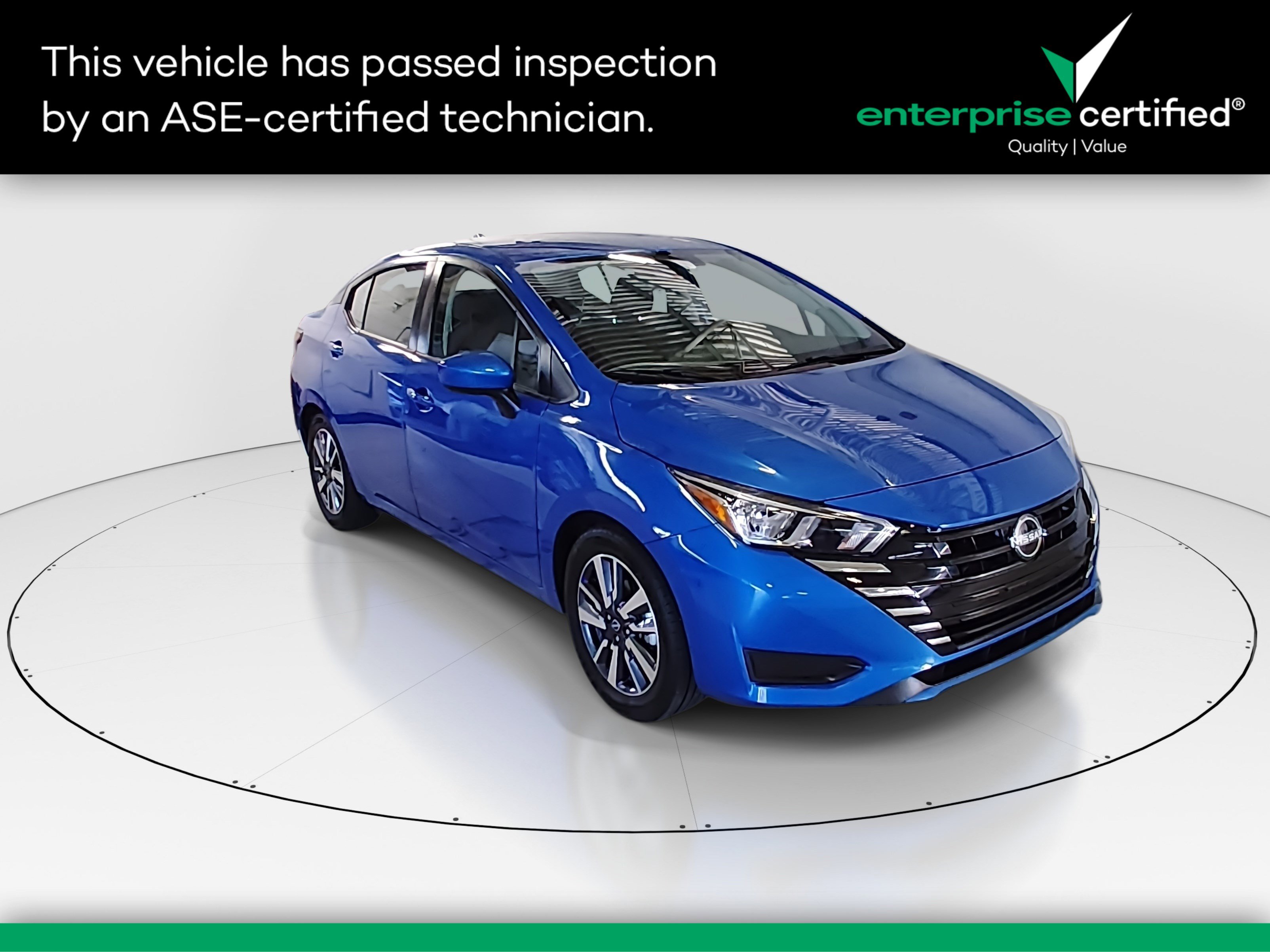 2023 Nissan Versa Sedan SV's photo