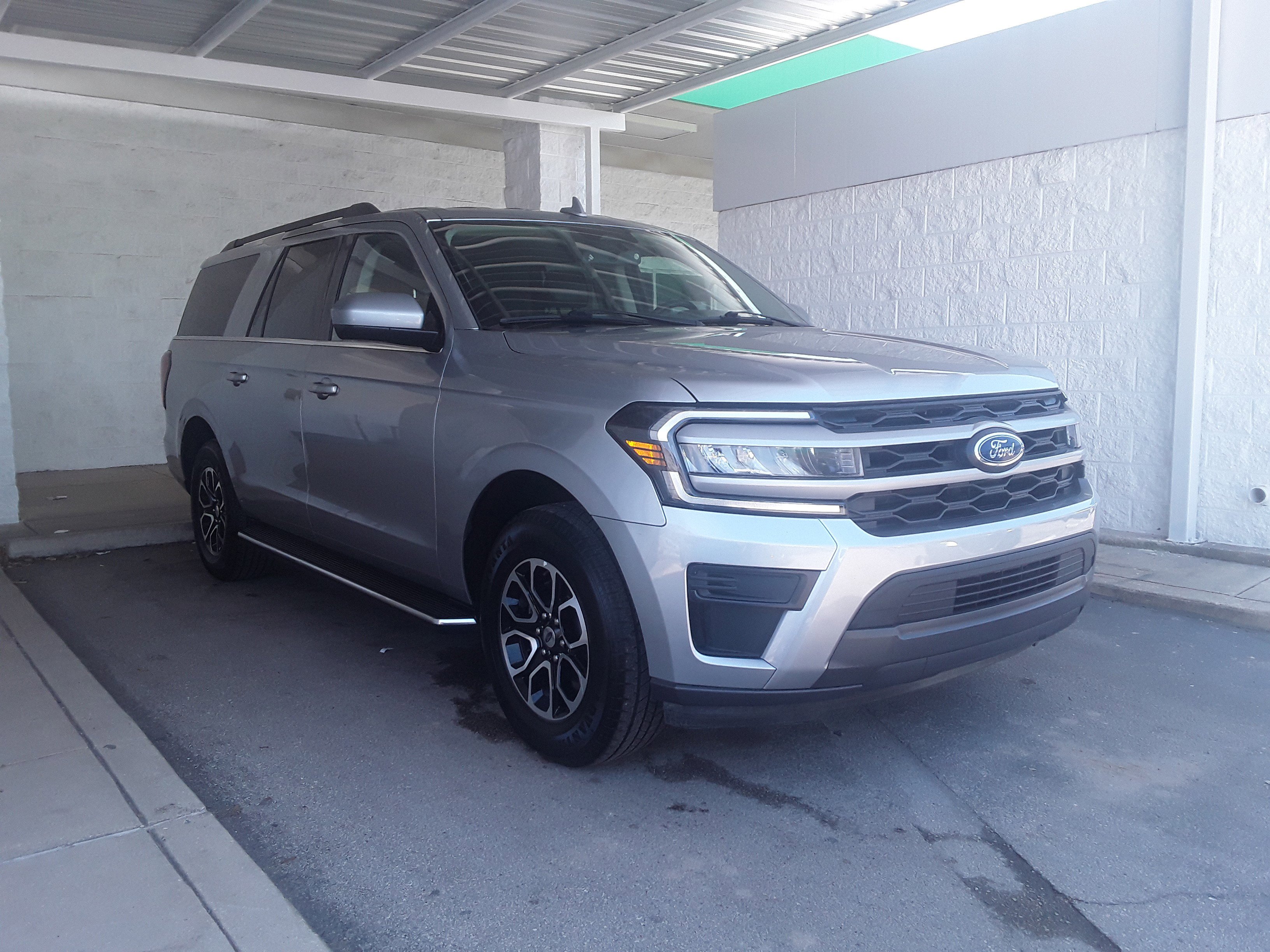 2022 Ford Expedition Max XLT 4x2