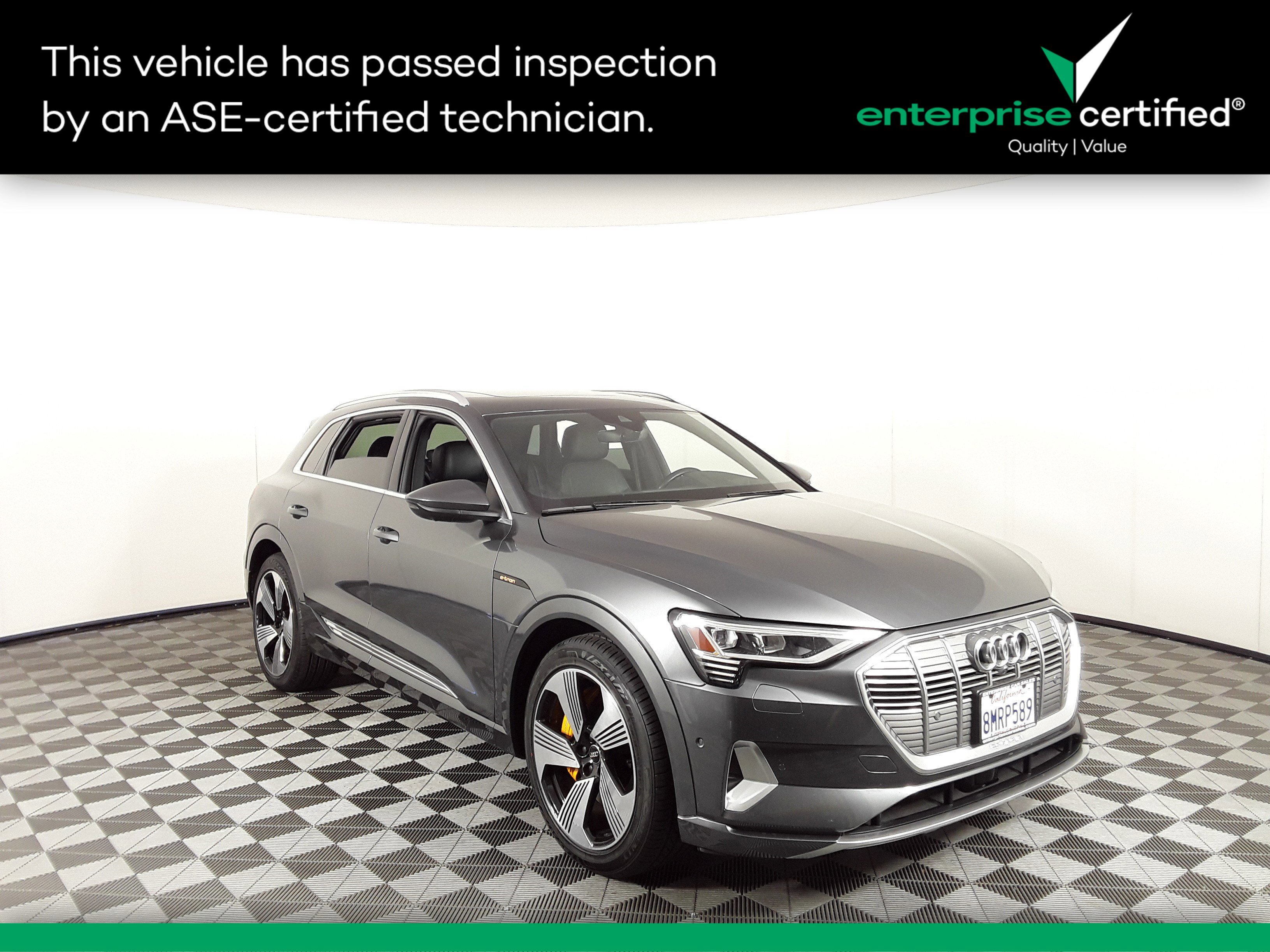 2019 Audi e-tron Prestige quattro