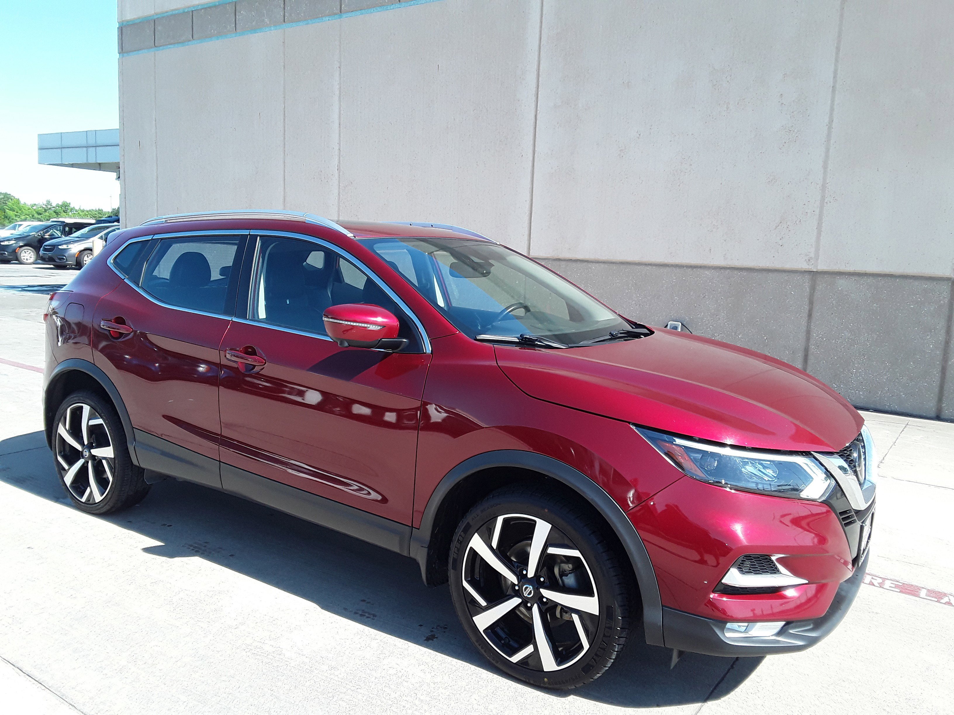 Used 2022 Nissan Rogue Sport FWD SL