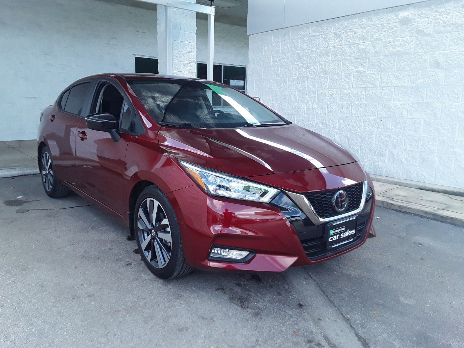 2021 Nissan Versa SR CVT