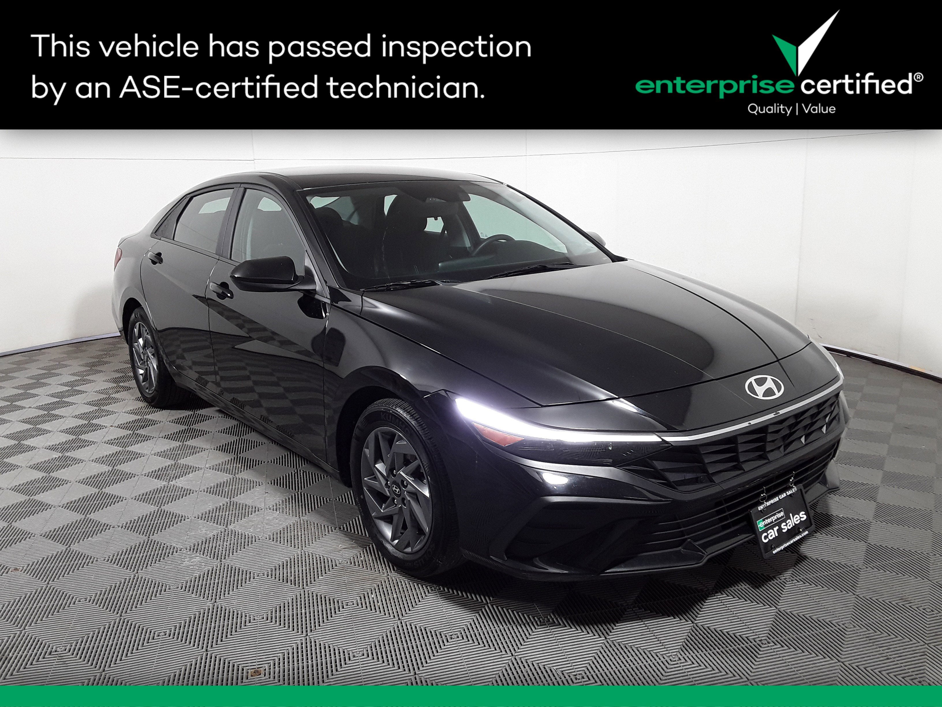 2024 Hyundai Elantra SEL IVT