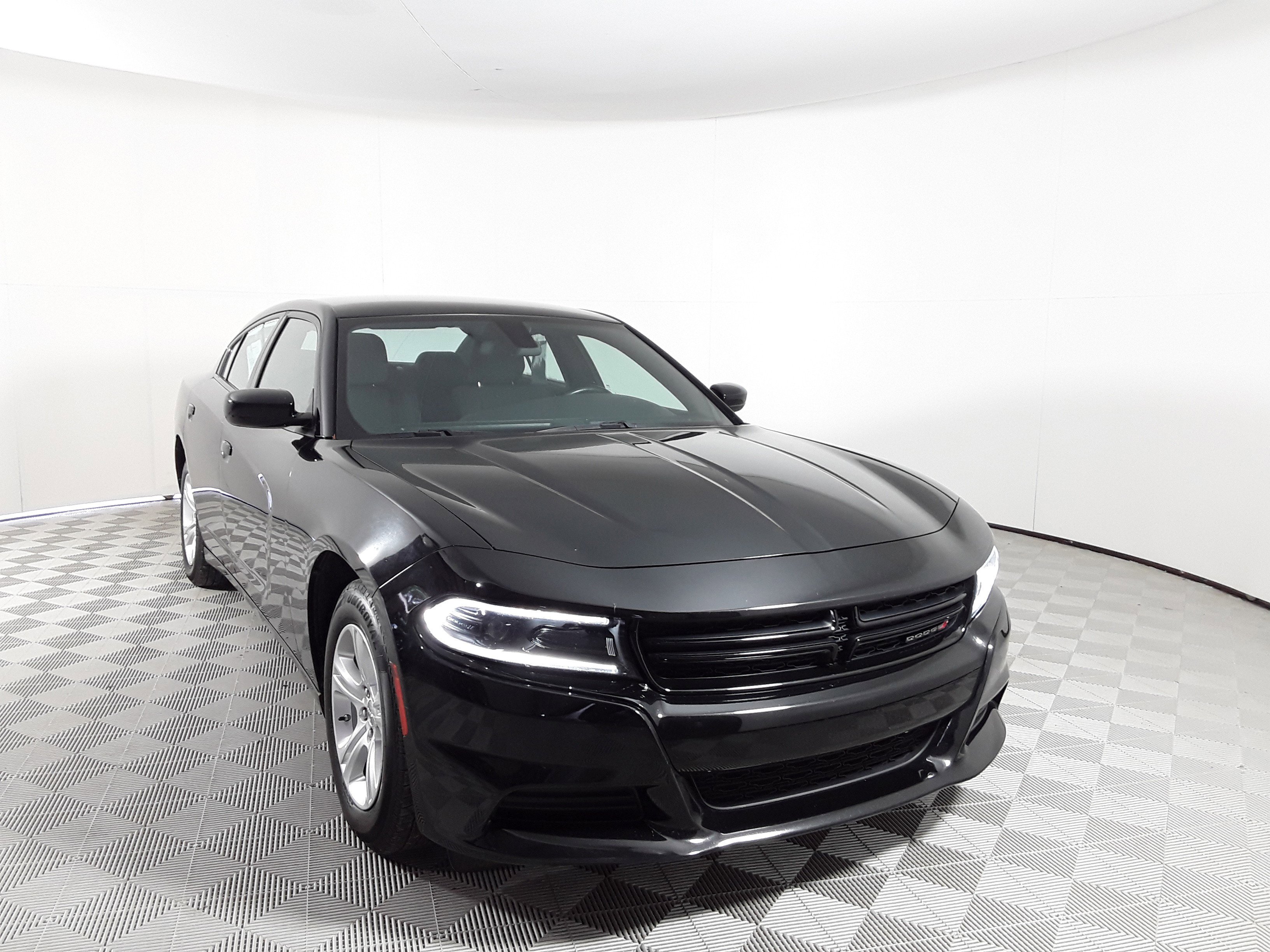 2022 Dodge Charger SXT RWD