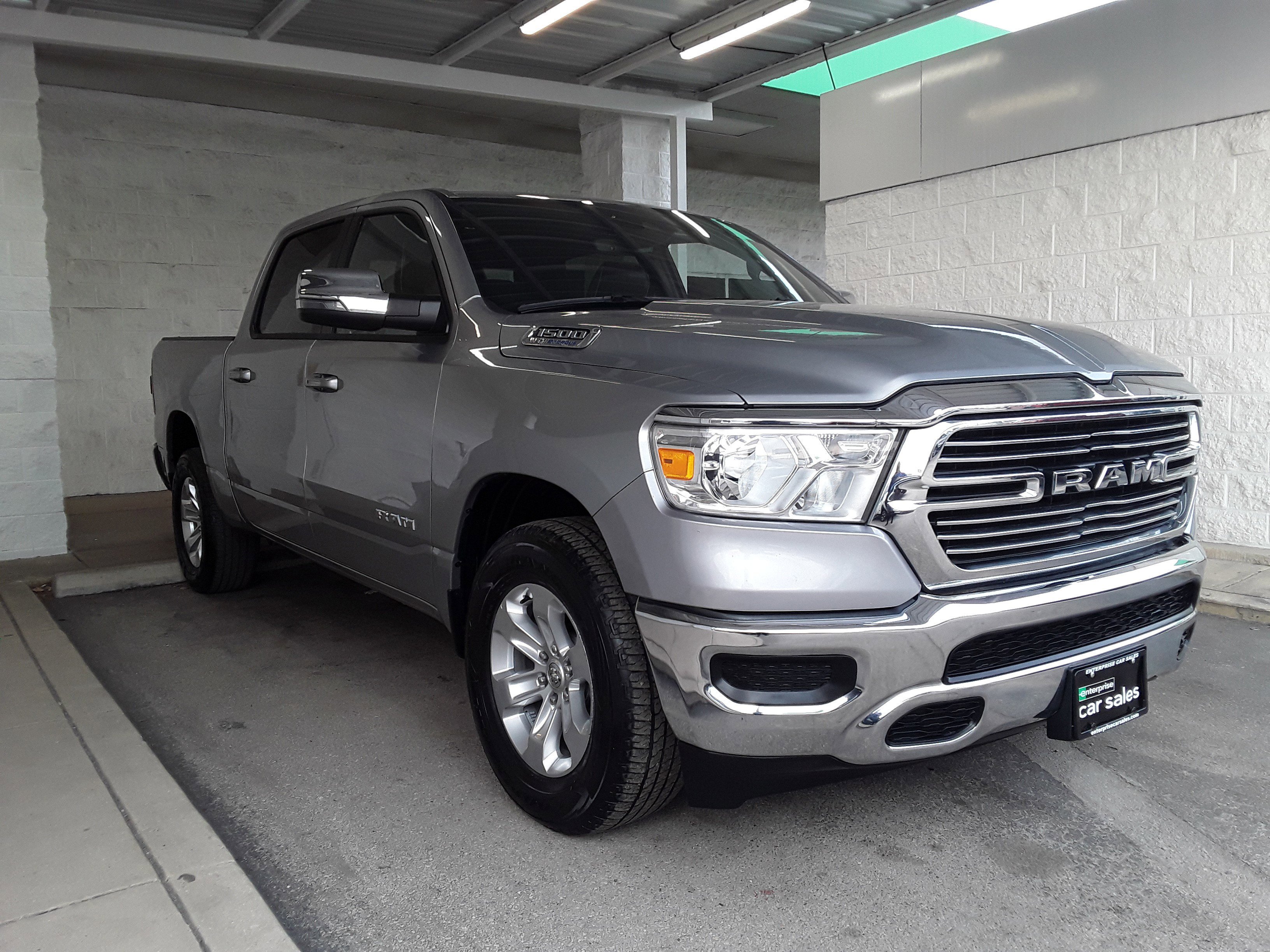 2024 Ram 1500 Laramie 4x4 Crew Cab 5'7