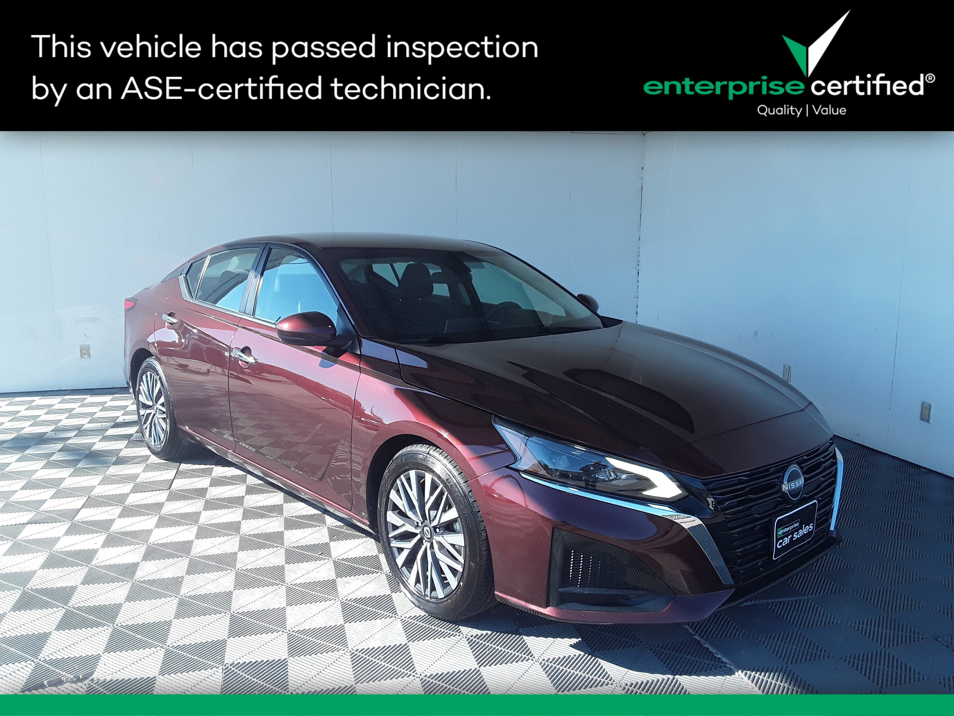 Used 2023 Nissan Altima 2.5 SV Sedan