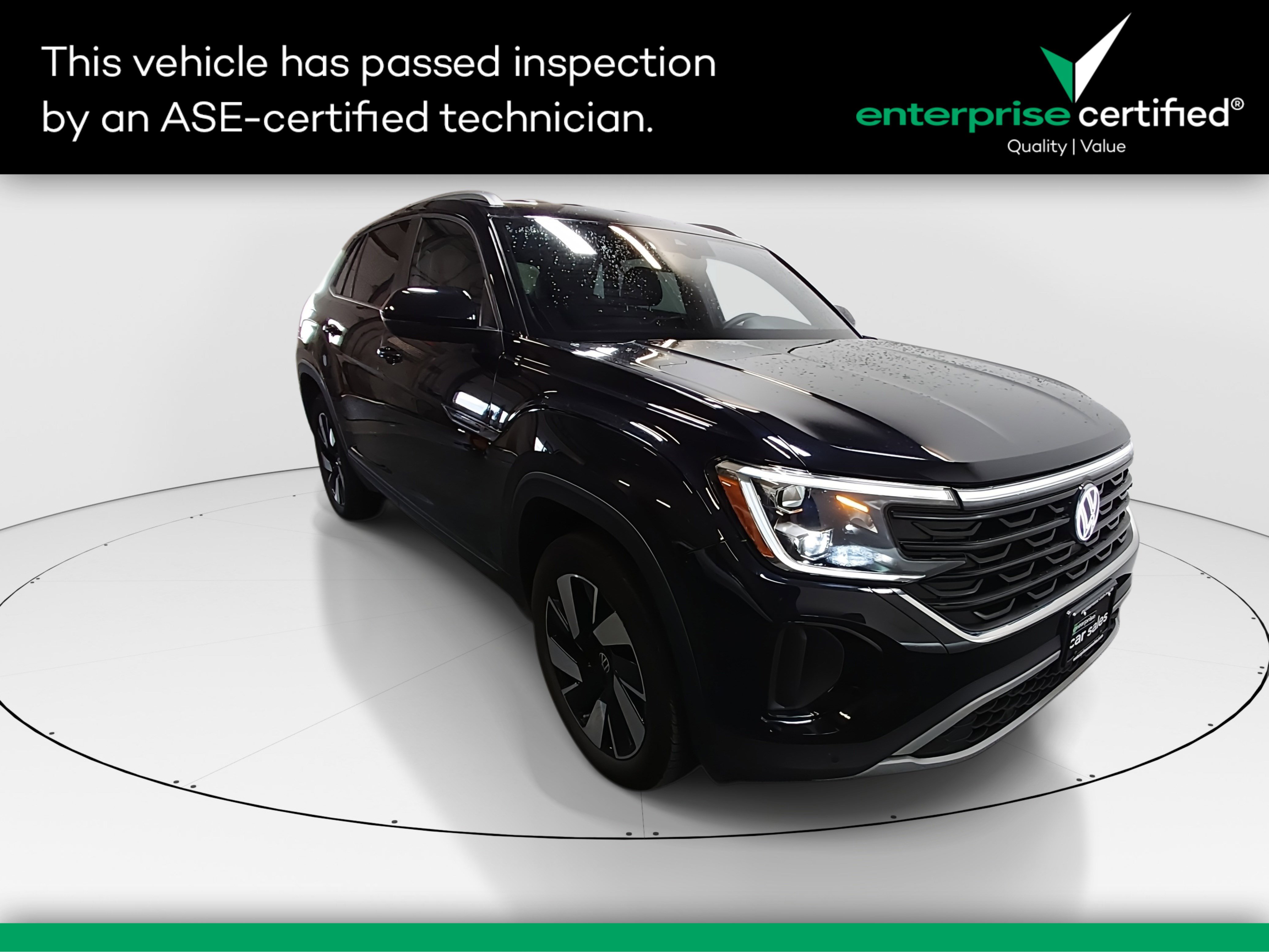 Used 2025 Volkswagen Atlas Cross Sport 2.0T SE w/Technology 4MOTION