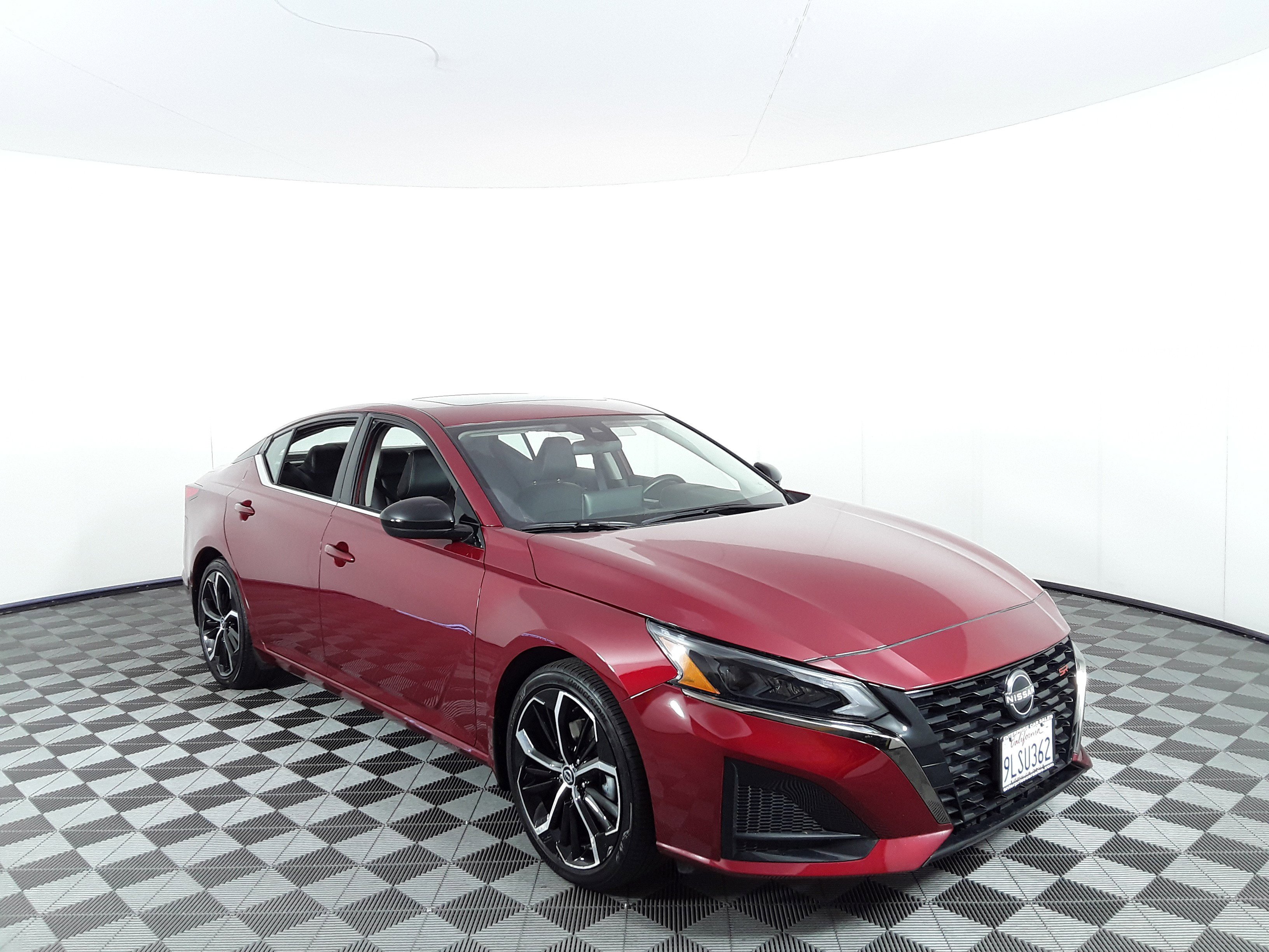 2024 Nissan Altima 2.5 SR Sedan
