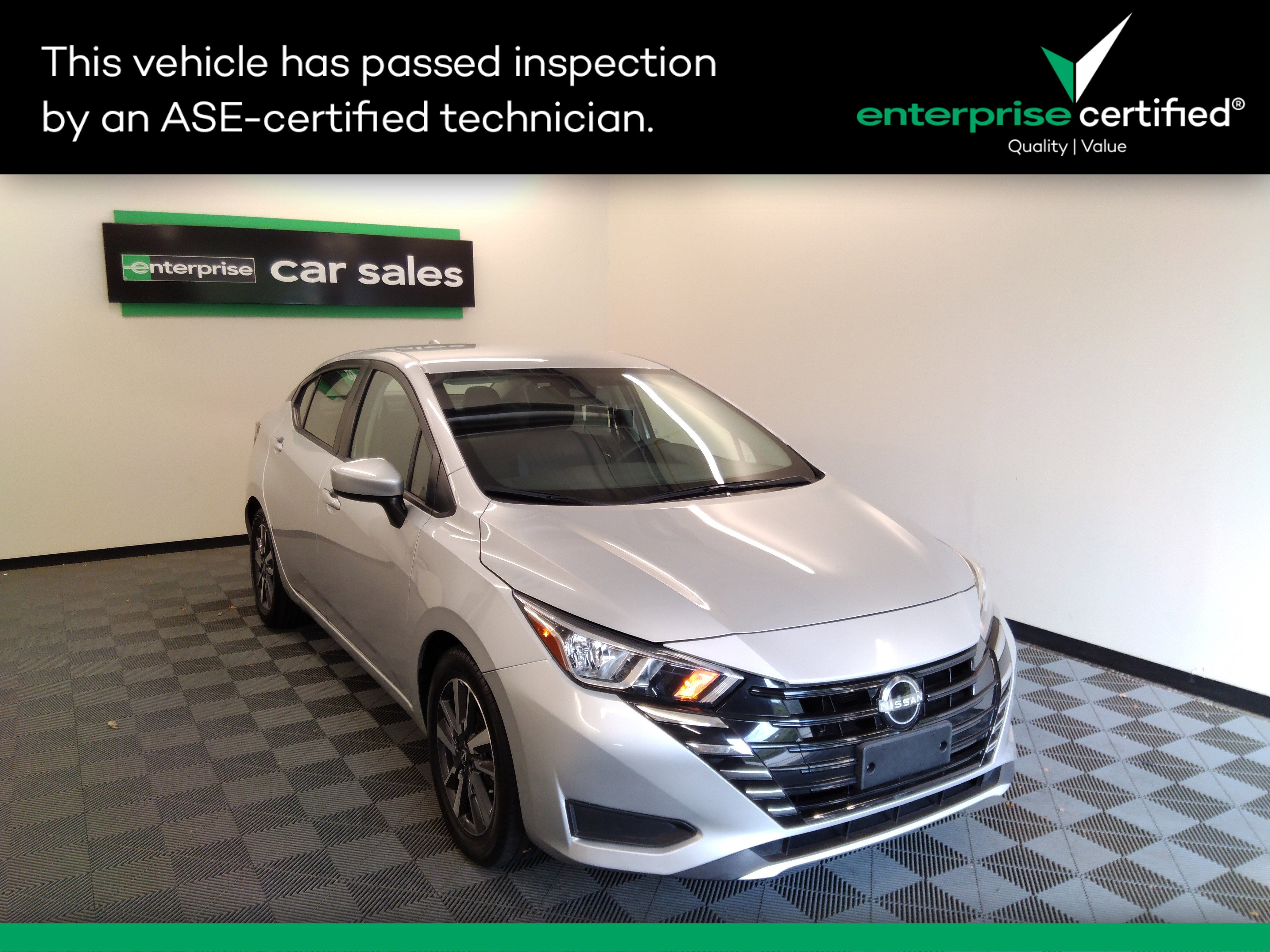 Used 2023 Nissan Versa SV CVT