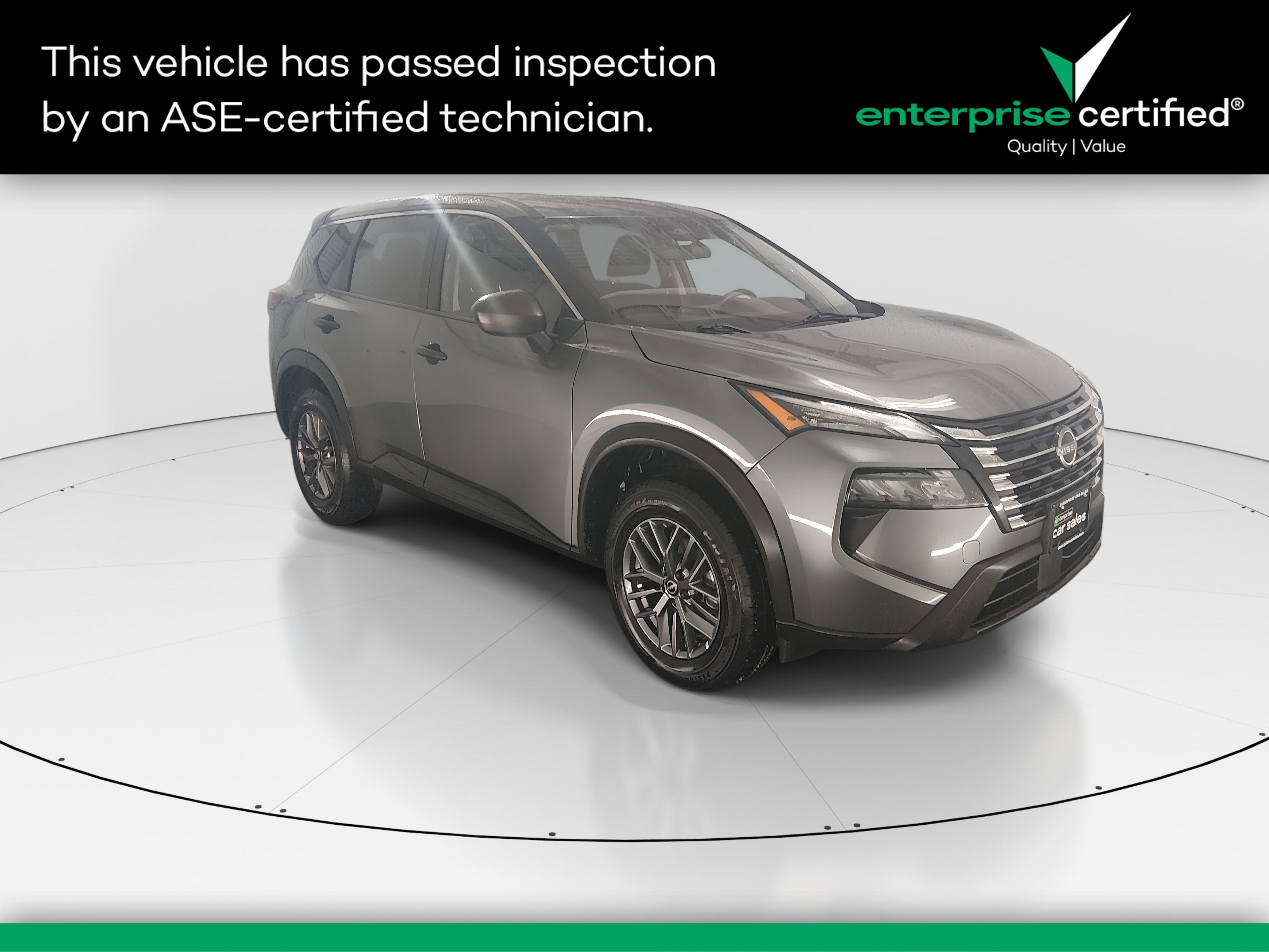 2024 Nissan Rogue S's photo