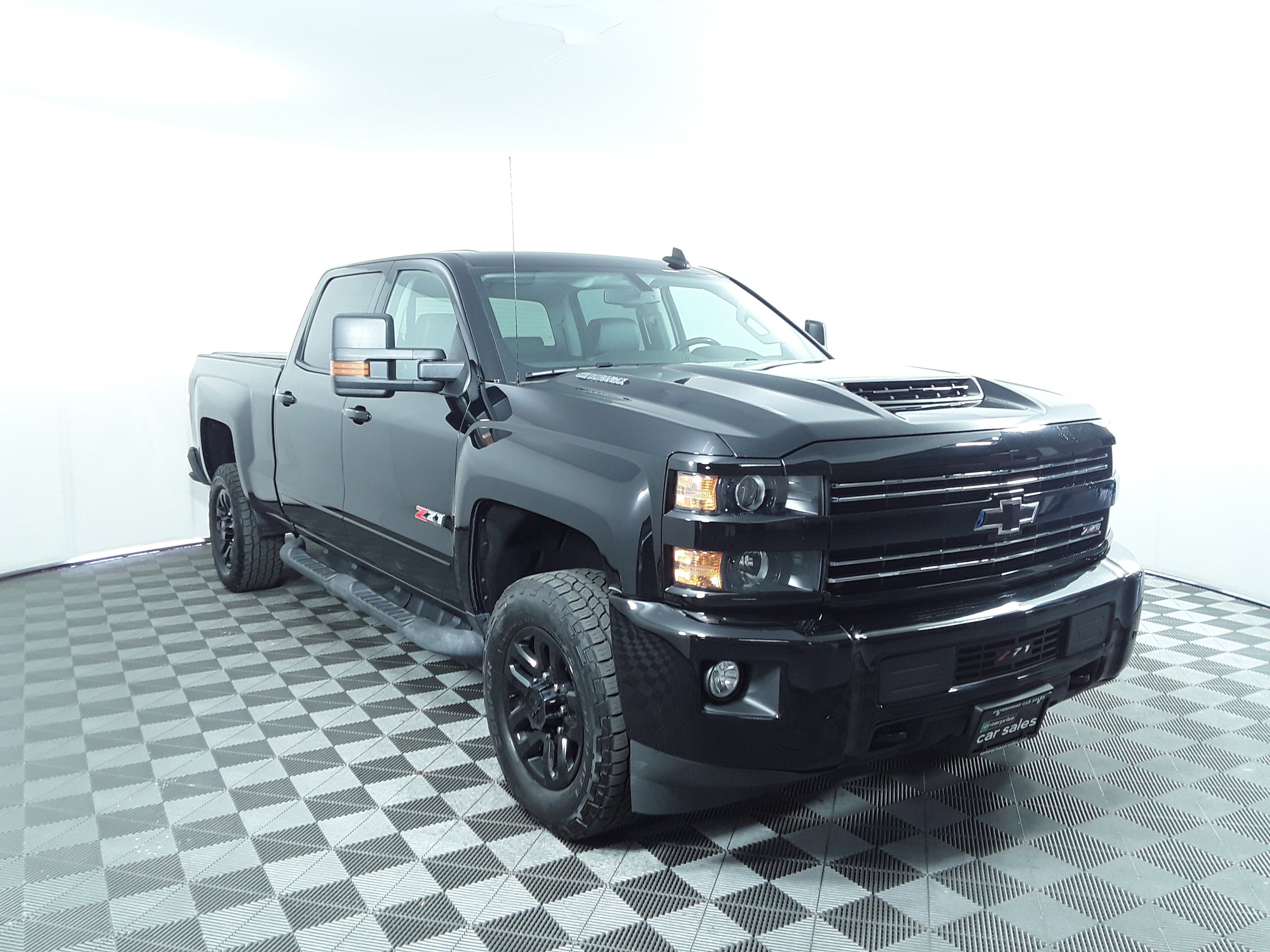 2018 Chevrolet Silverado 2500HD 4WD Crew Cab 153.7