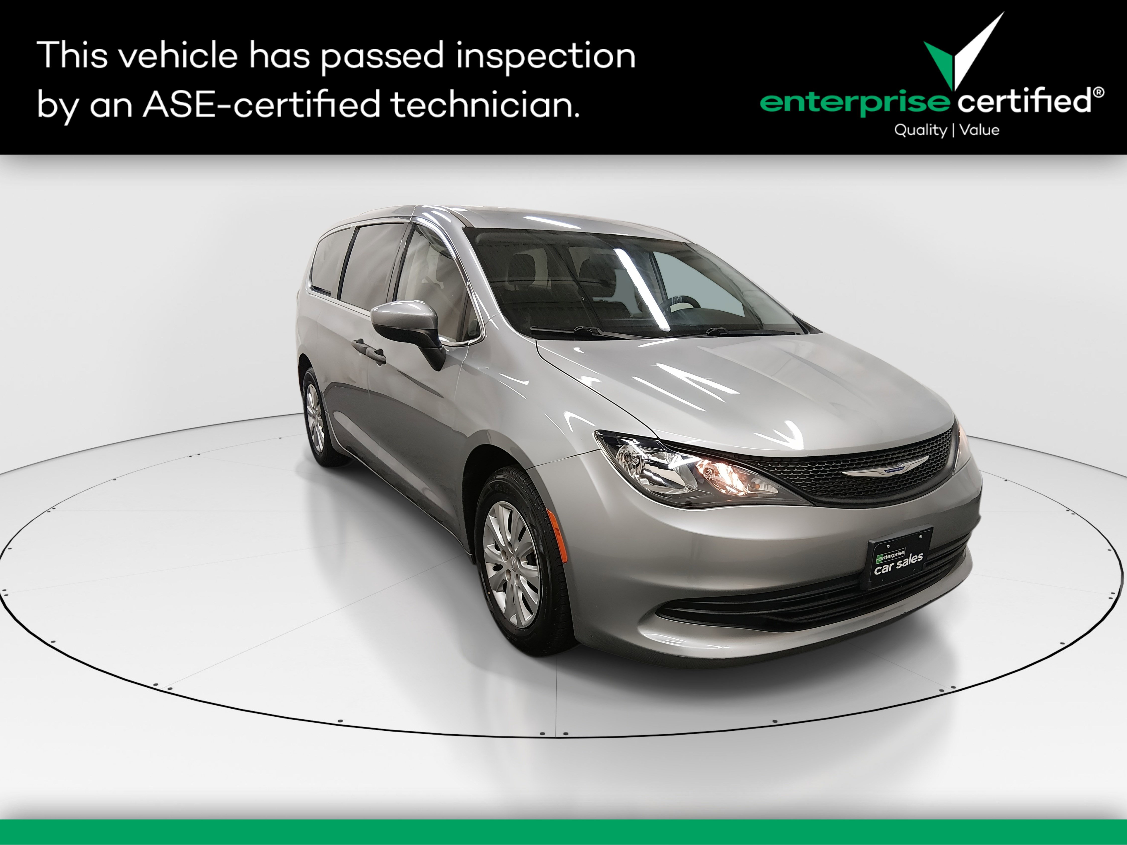 2020 Chrysler Voyager