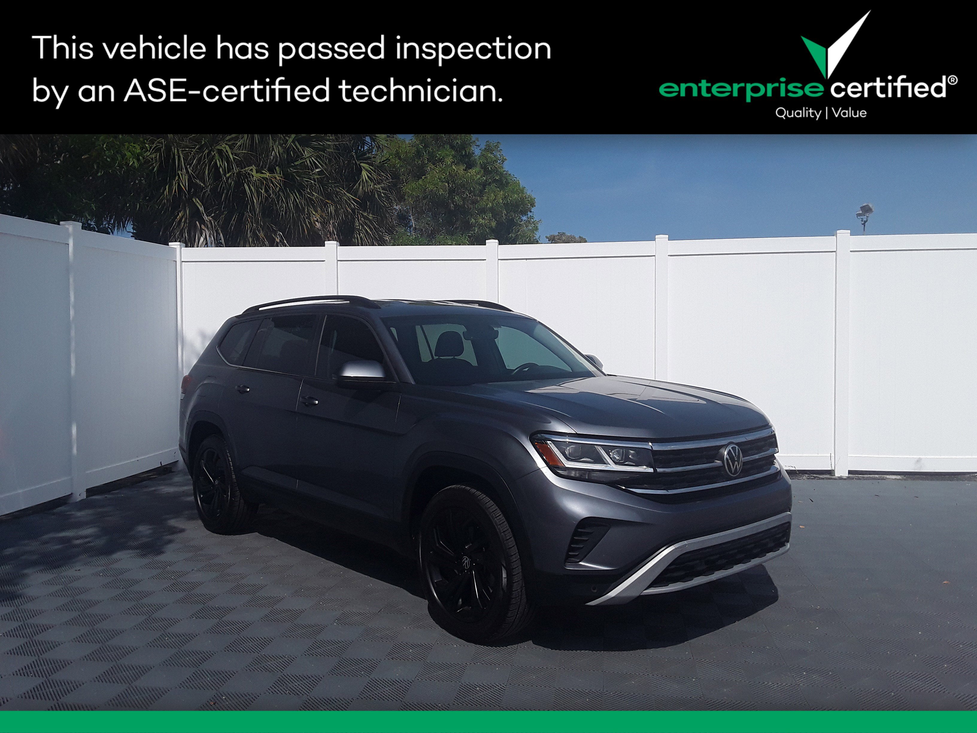 2022 Volkswagen Atlas 2.0T SE w/Technology FWD