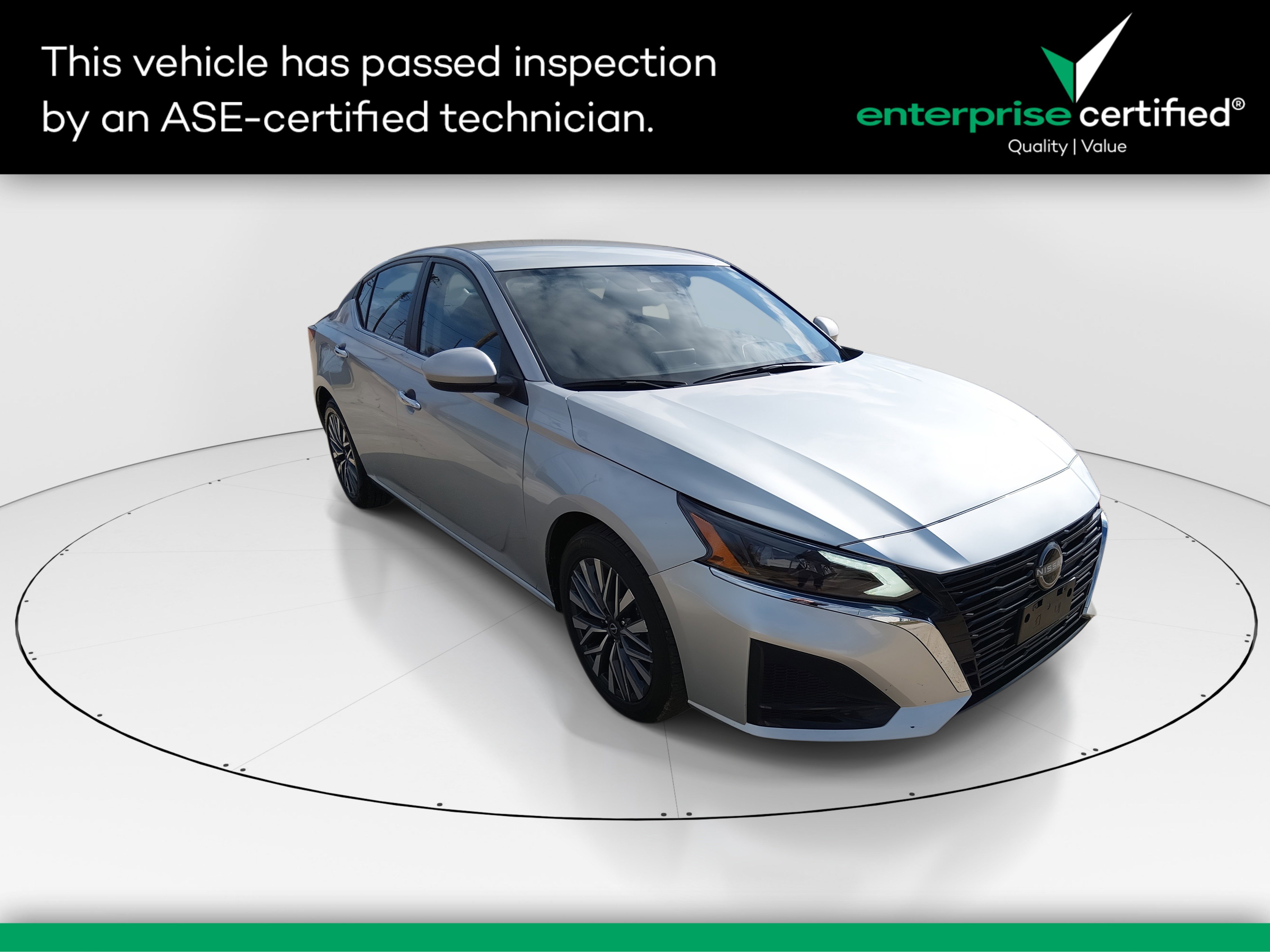 2023 Nissan Altima SV's photo