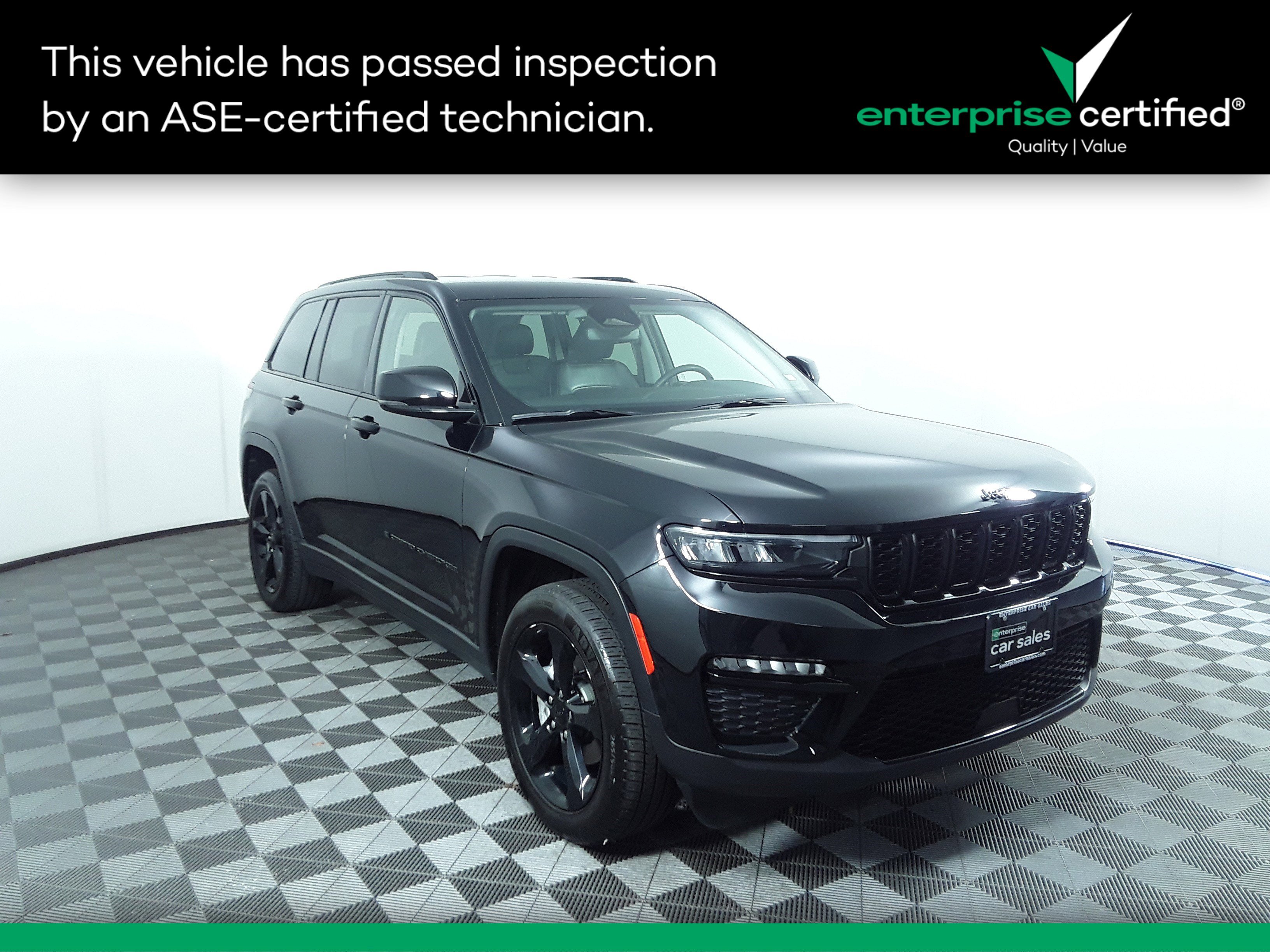 Used 2023 Jeep Grand Cherokee Limited 4x2