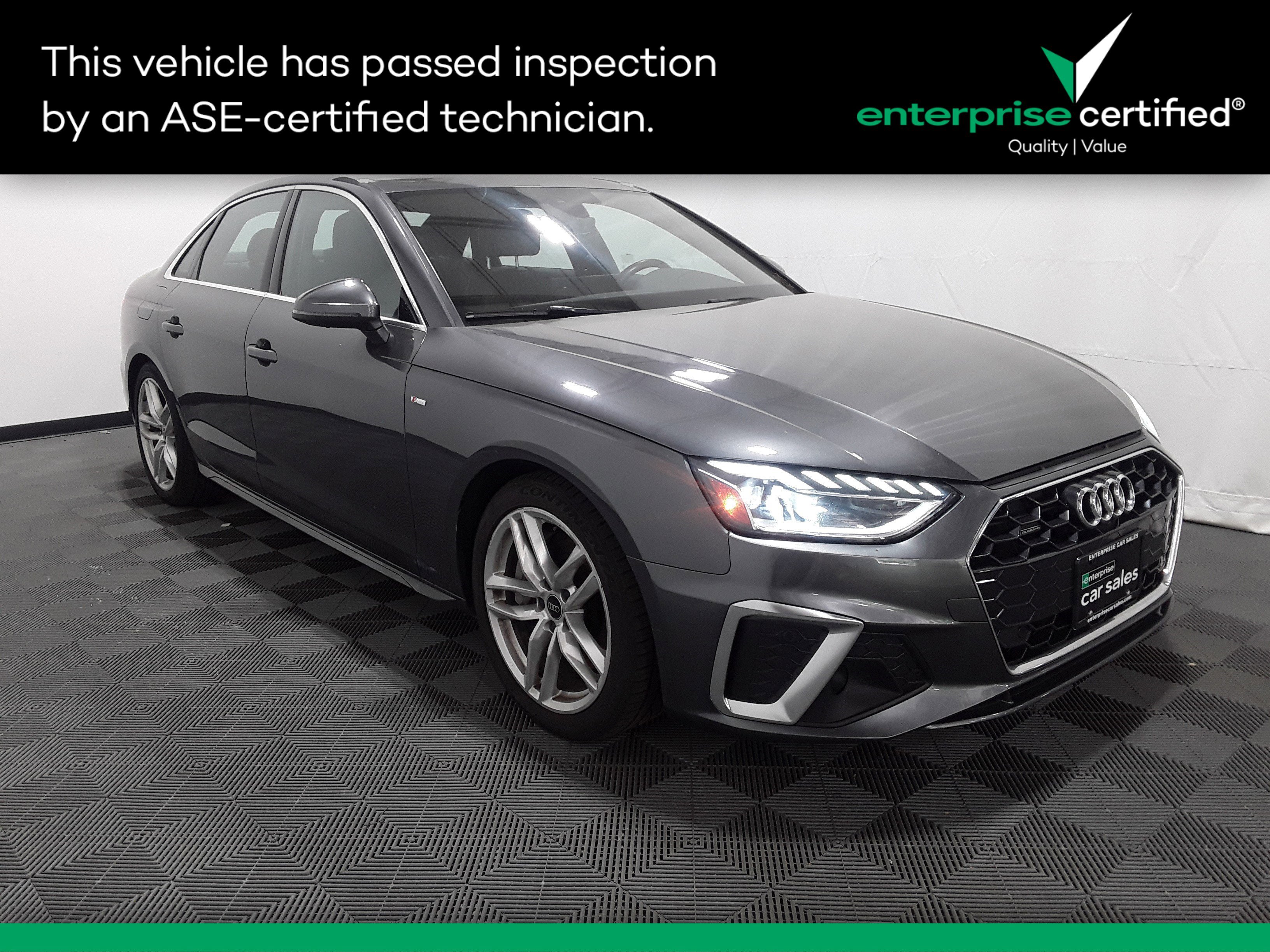 2023 Audi A4 Sedan S line Premium Plus 45 TFSI quattro