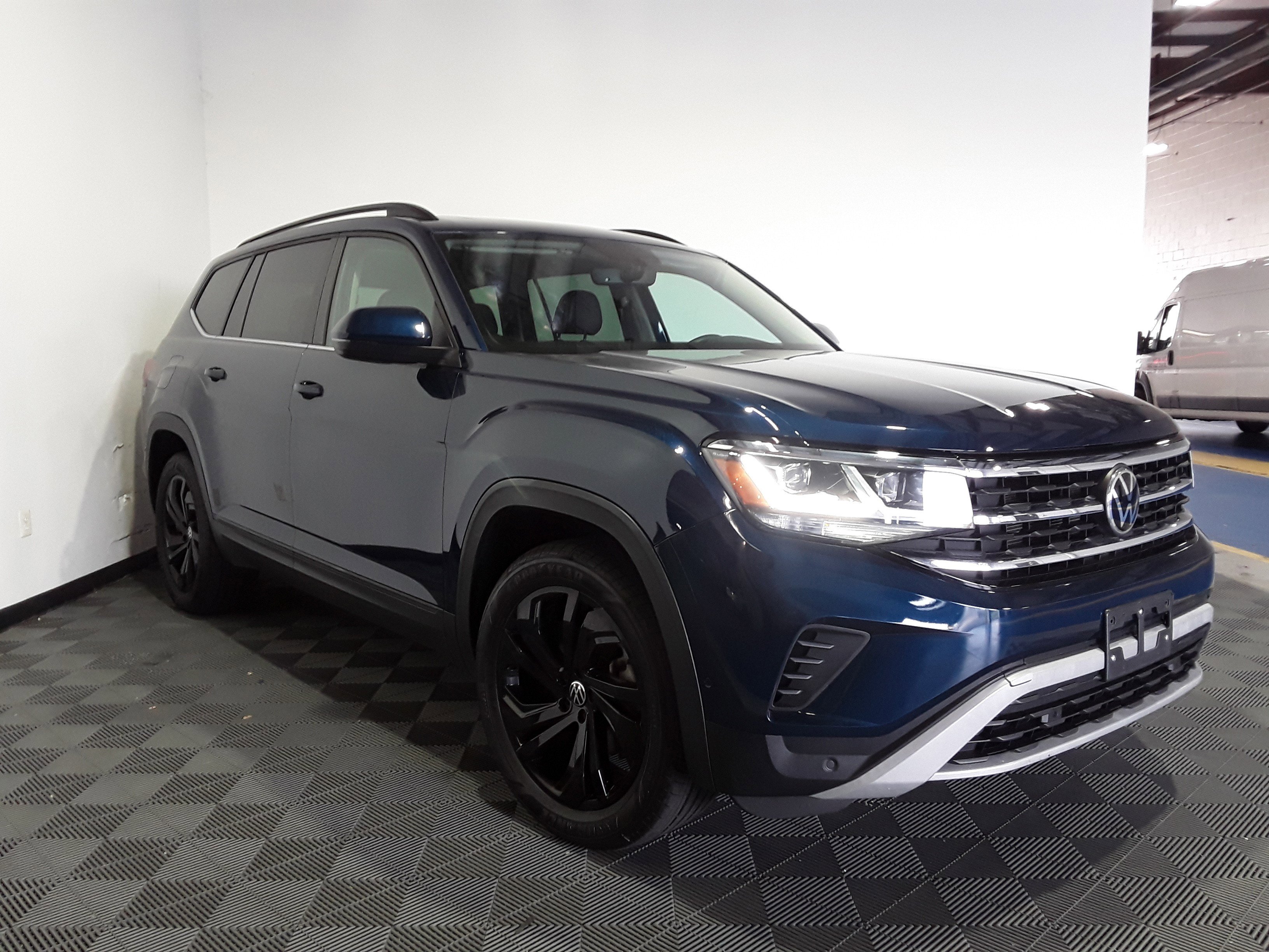2022 Volkswagen Atlas 3.6L V6 SE w/Technology 4MOTION