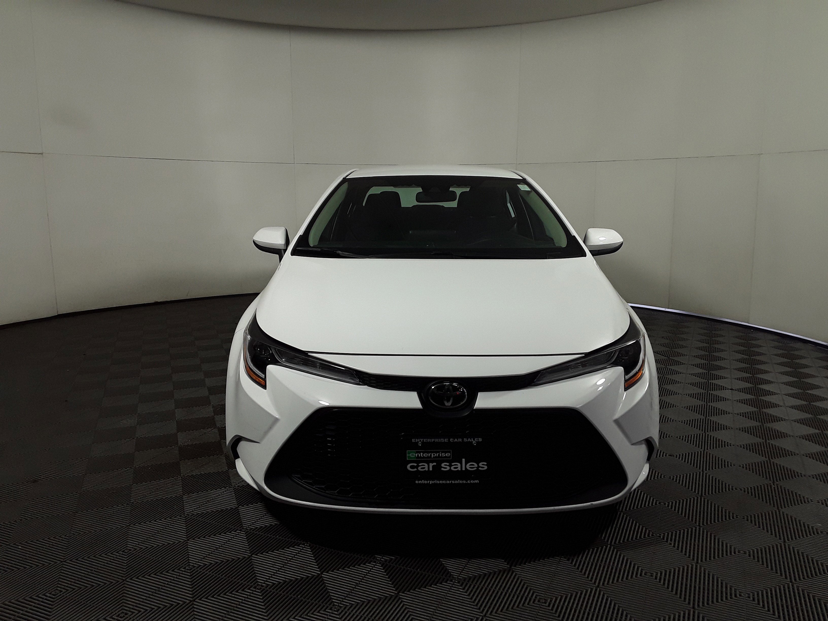 Image 2 of Used 2022 Toyota Corolla LE CVT