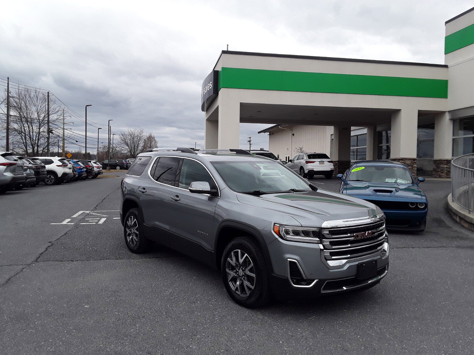 2023 GMC Acadia AWD 4dr SLT