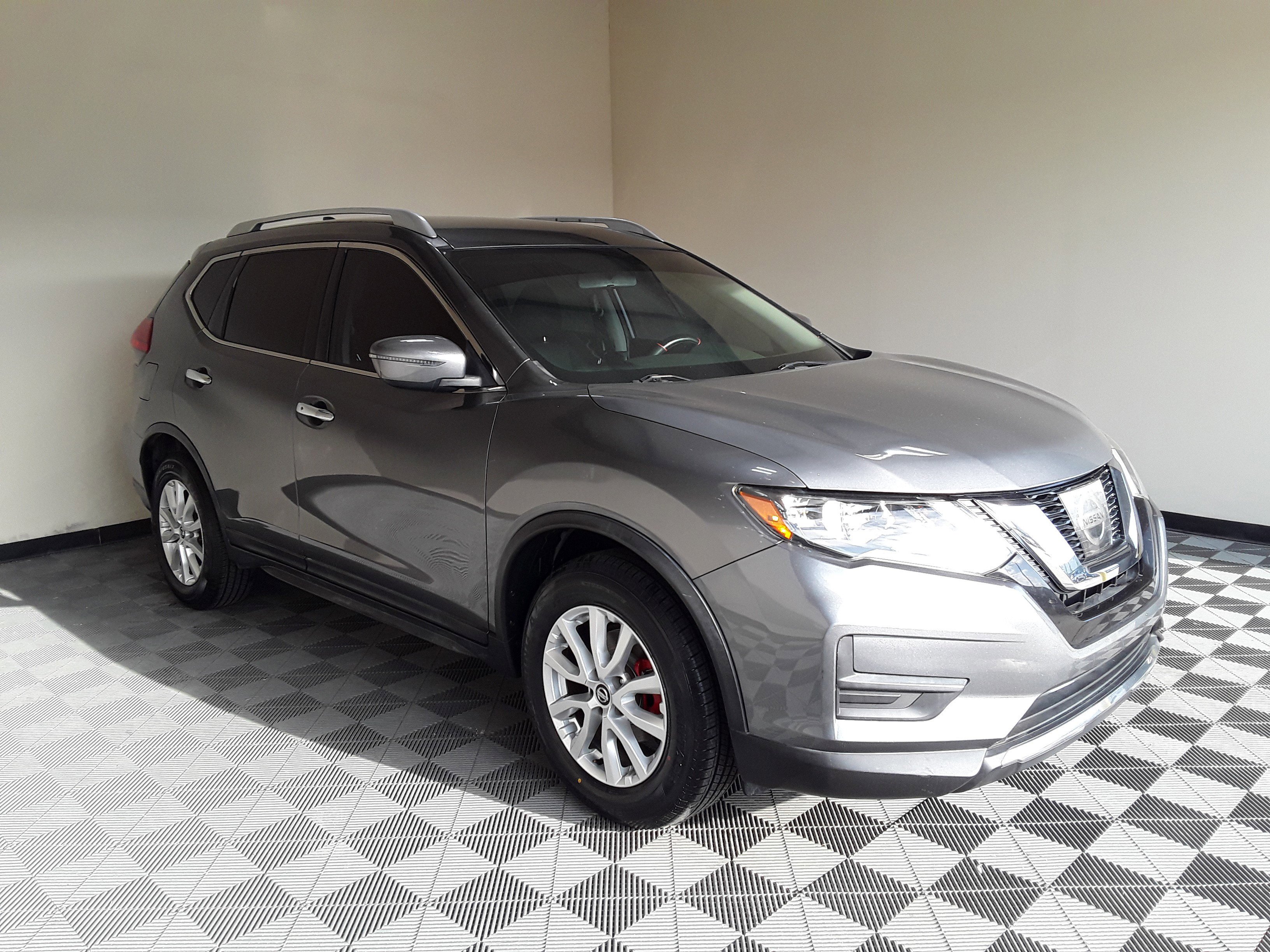 2017 Nissan Rogue SV 2017.5 FWD