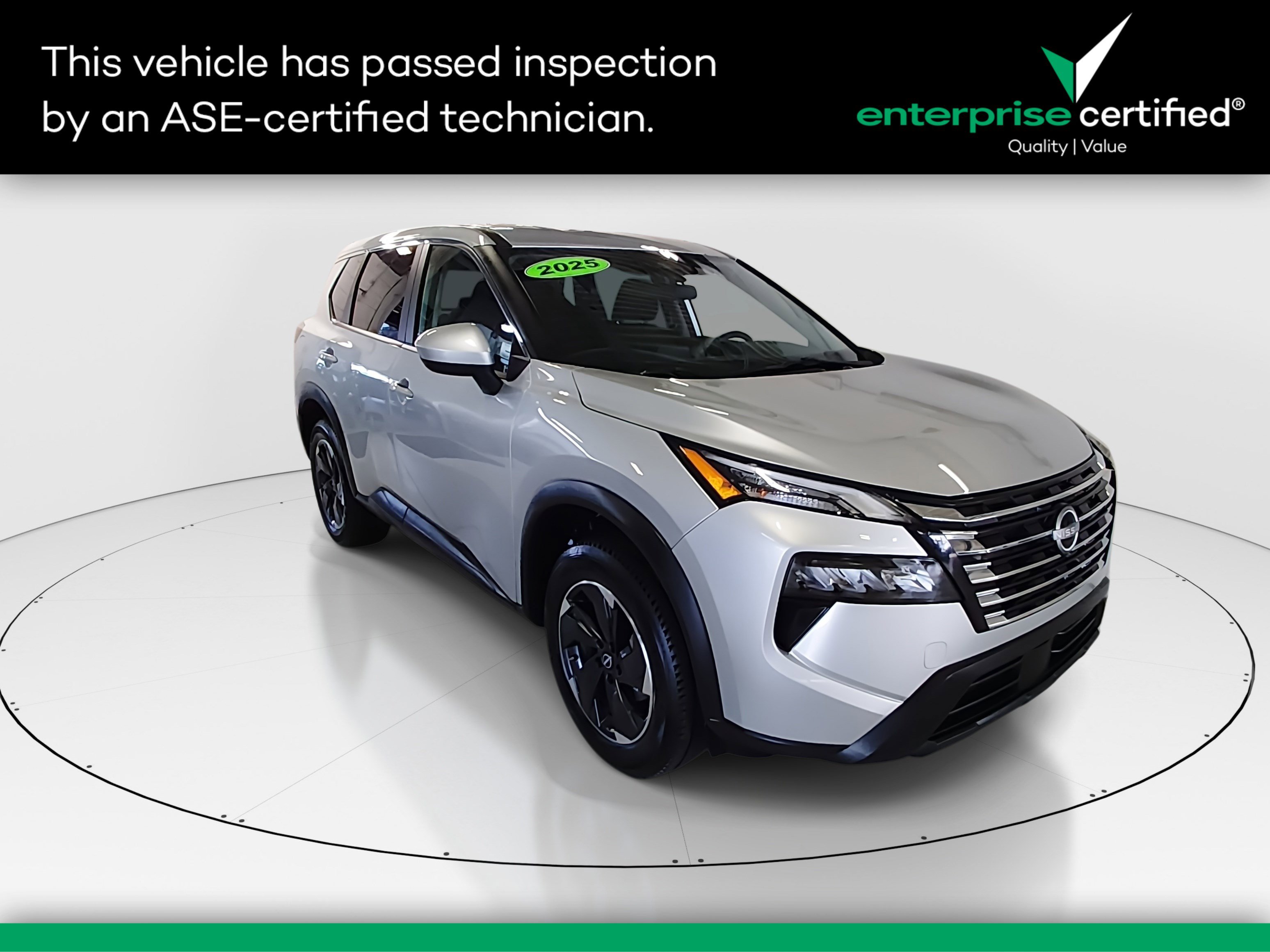 2025 Nissan Rogue SV's photo