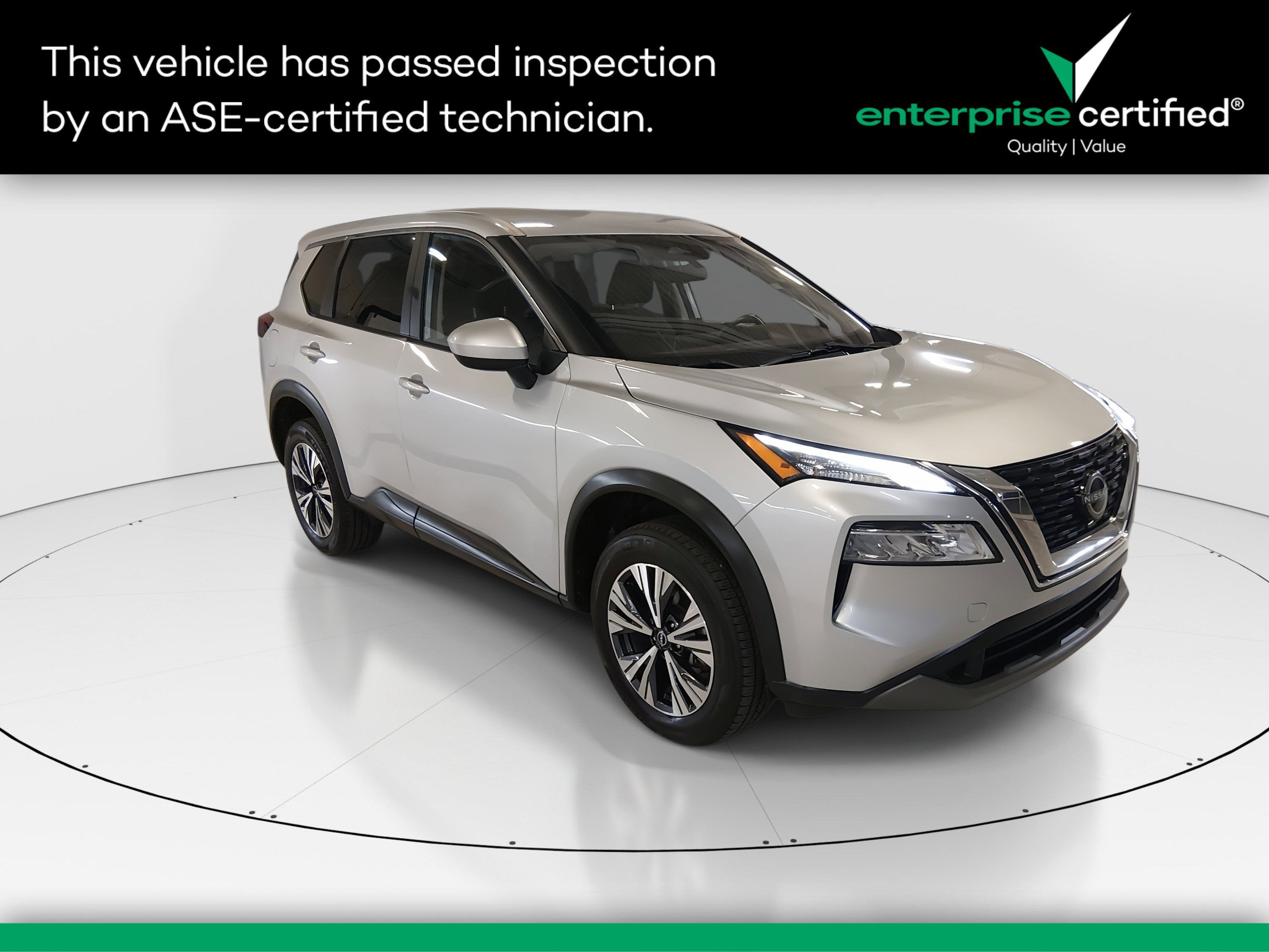 2023 Nissan Rogue SV's photo