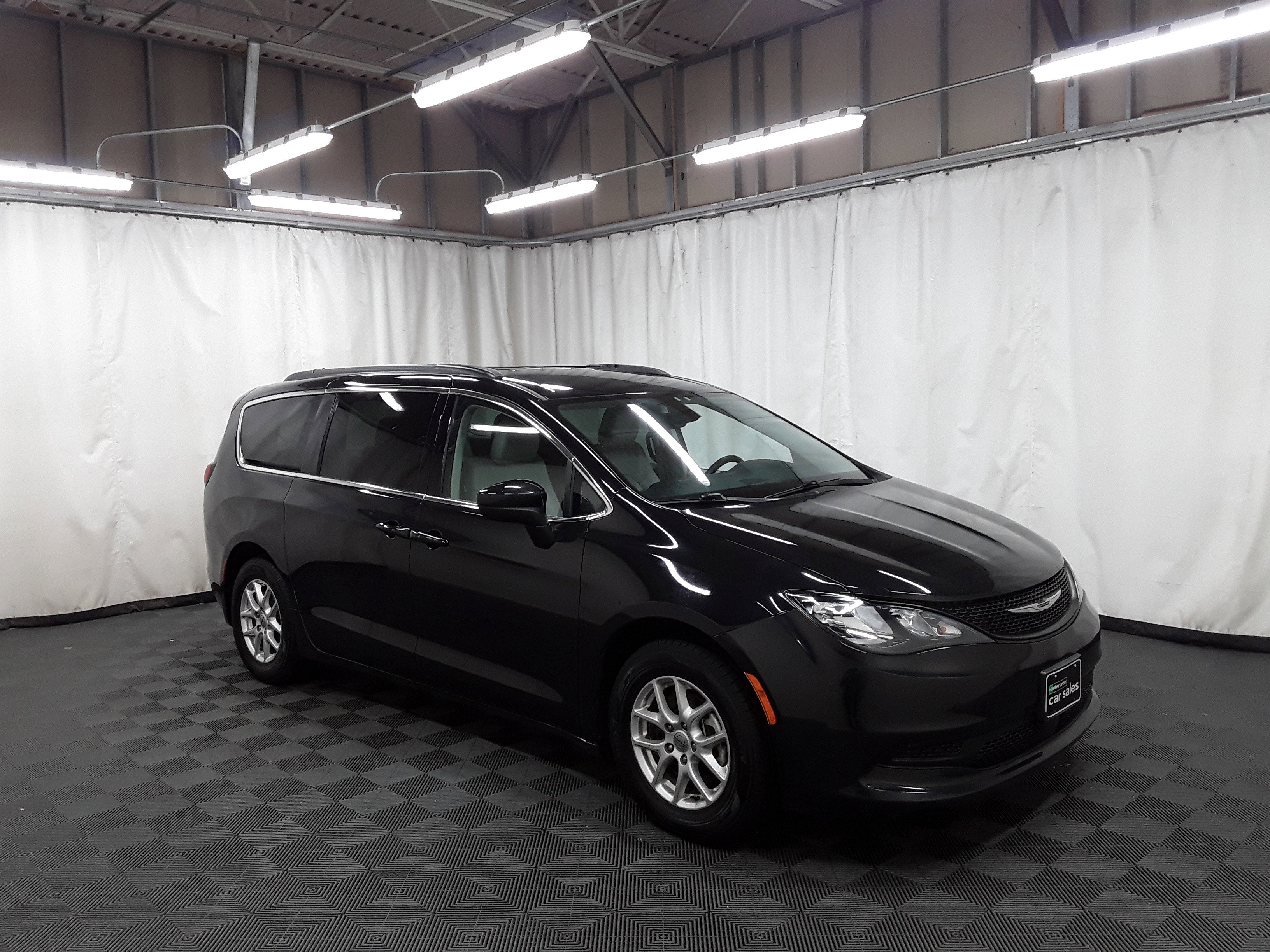 Used 2021 Chrysler Voyager LXI FWD