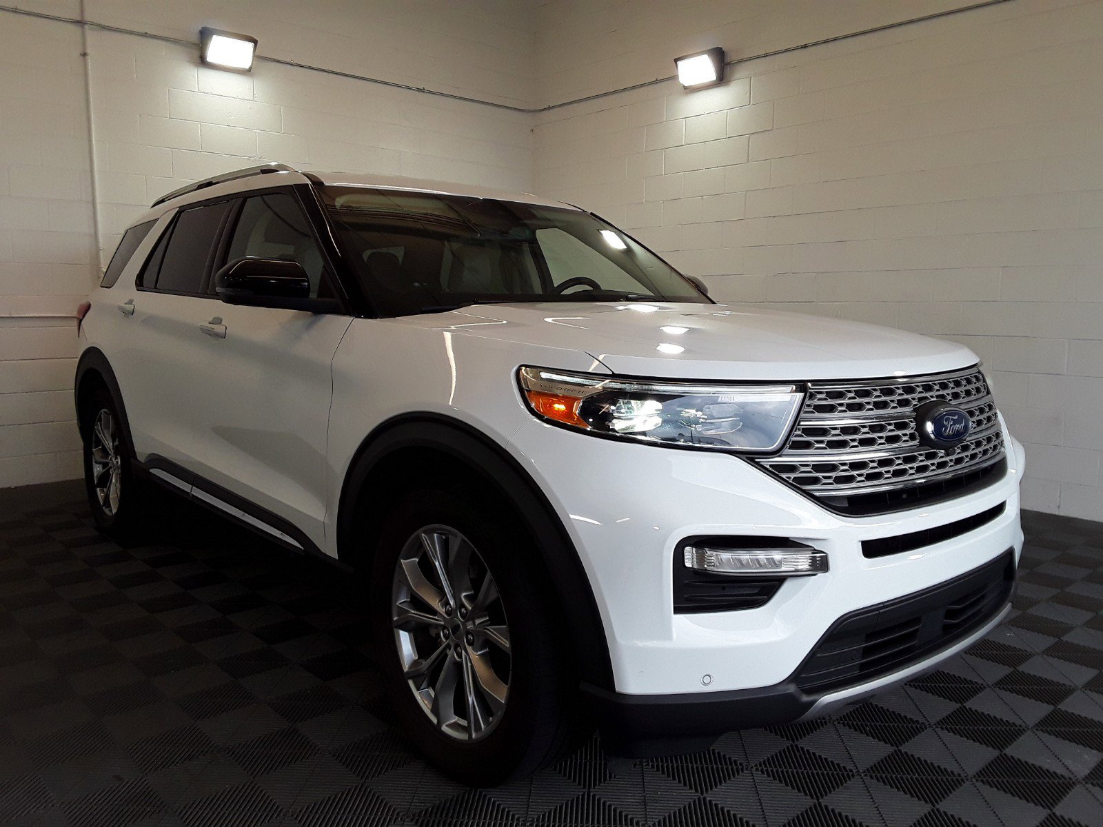 2022 Ford Explorer Limited RWD