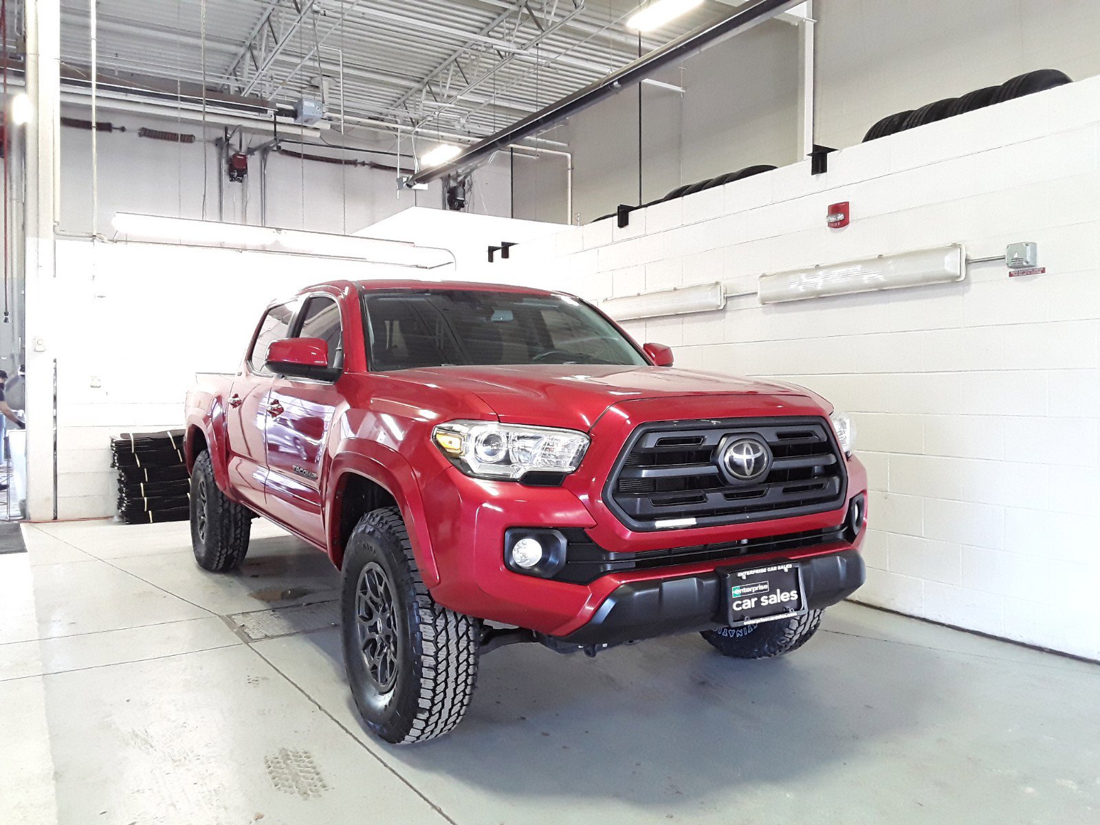 2018 Toyota Tacoma SR5 Double Cab 5' Bed V6 4x2 AT