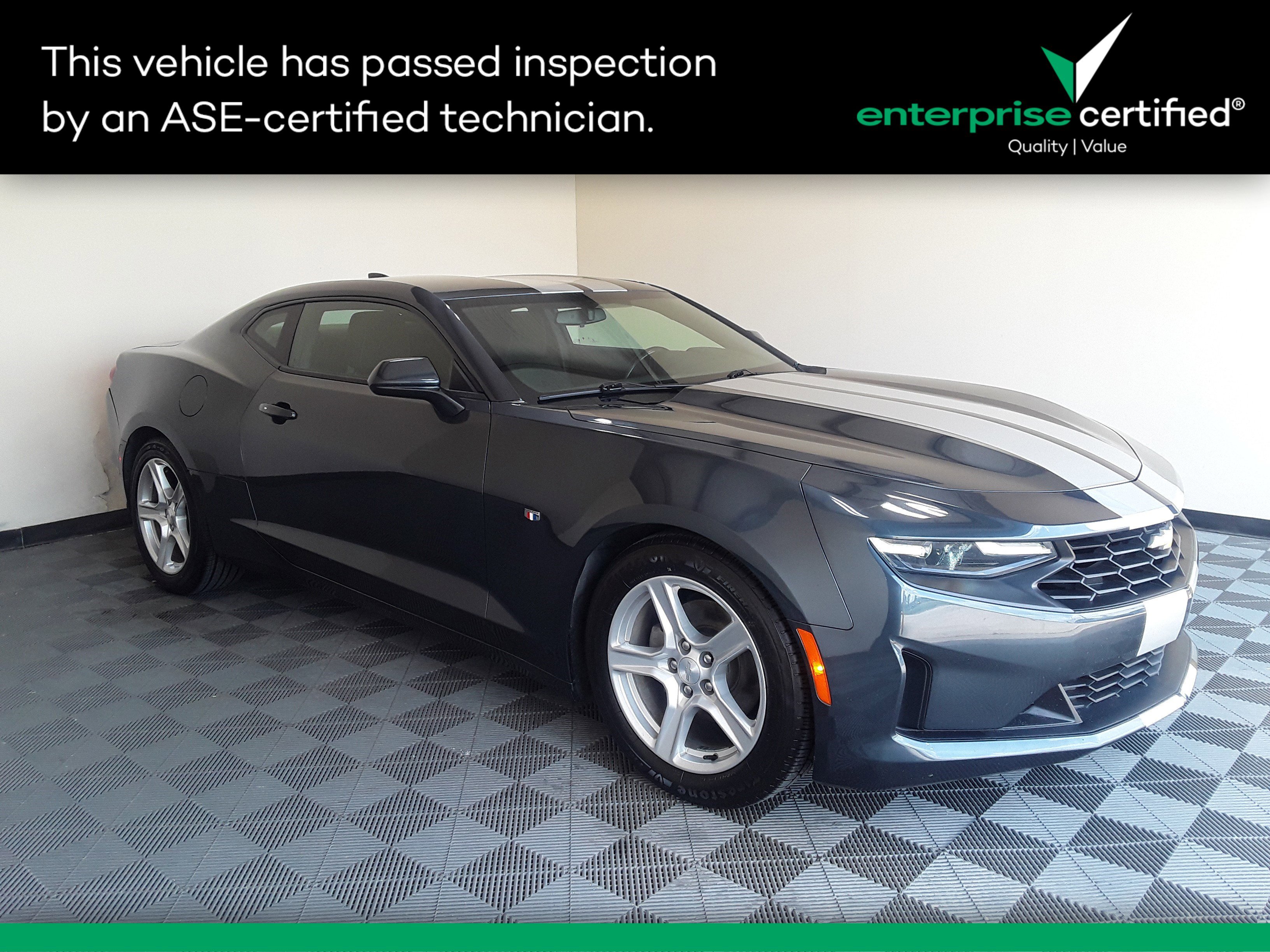 2022 Chevrolet Camaro 2dr Cpe 1LT