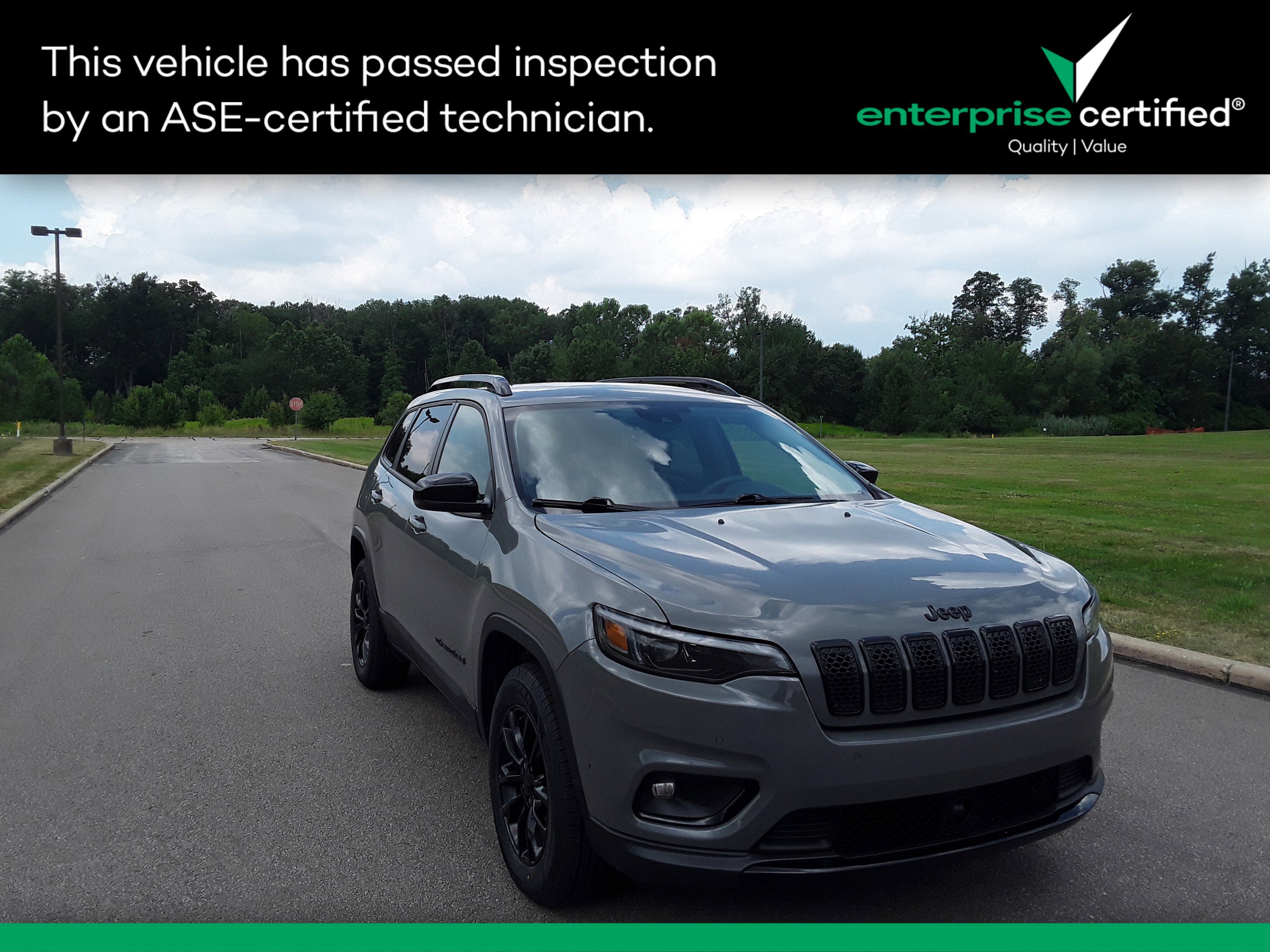 Used 2023 Jeep Cherokee Altitude Lux 4x4