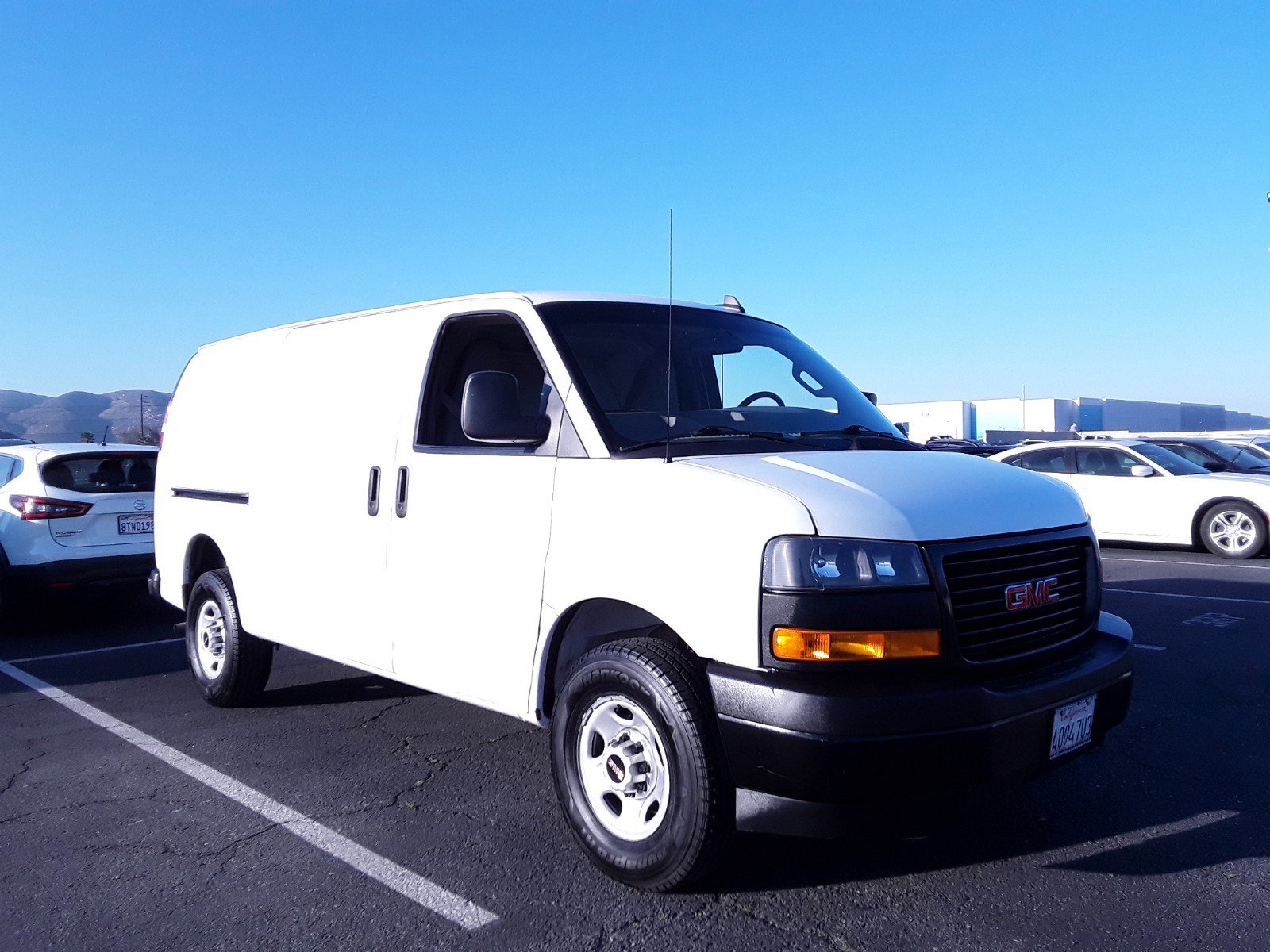 2023 GMC Savana Cargo Van RWD 2500 135